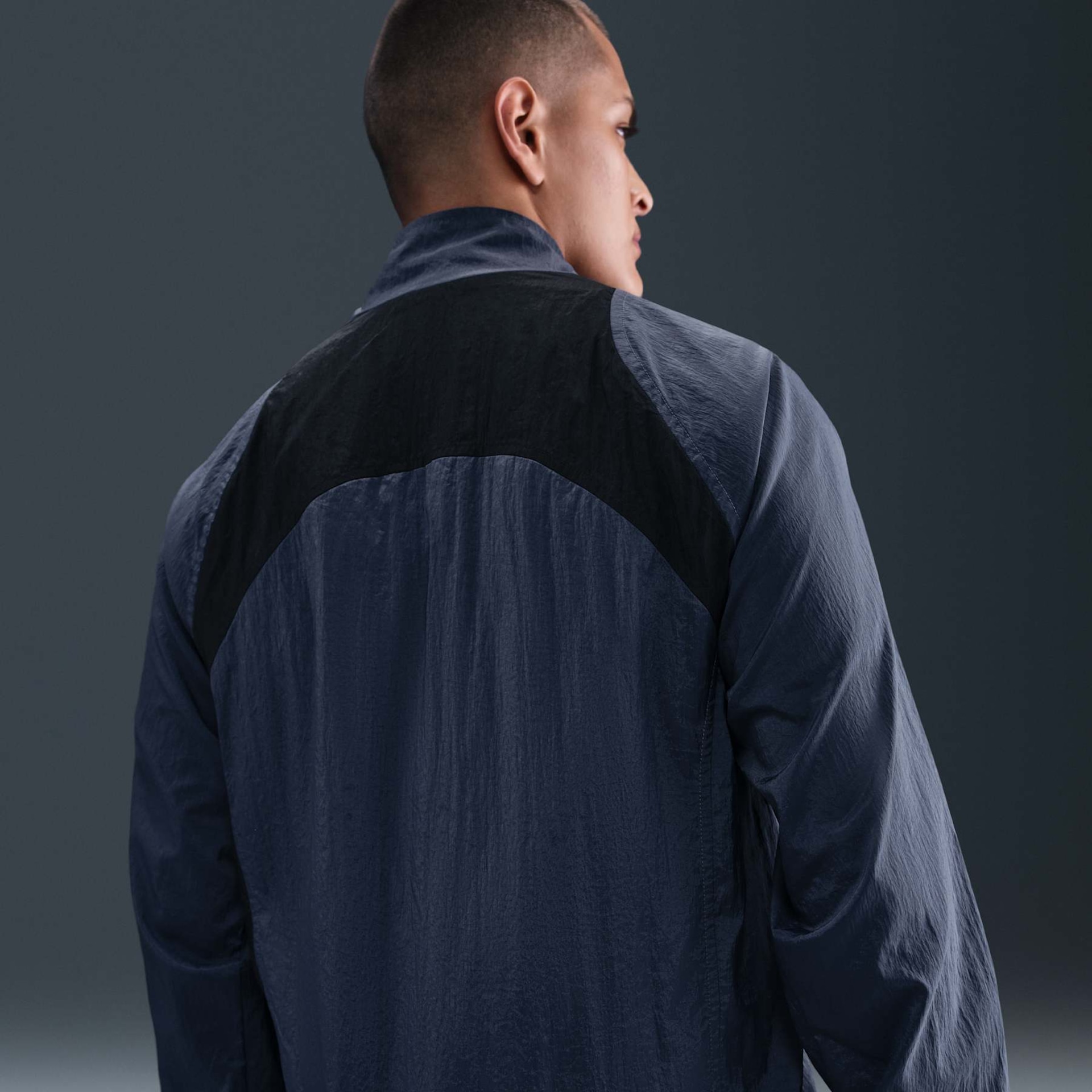 Jaqueta Inter de Milão Nike Total 90 Masculina - Foto 2