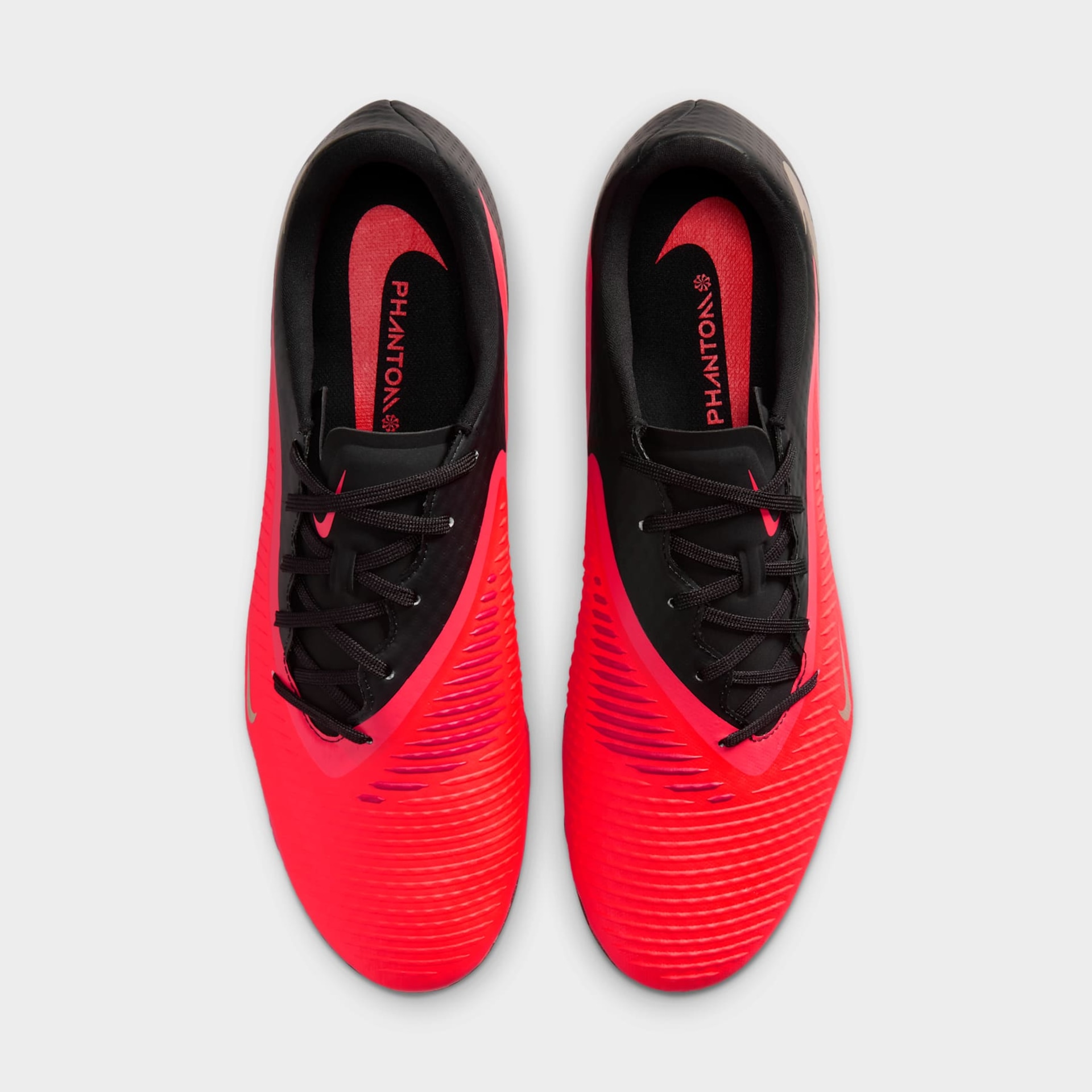 Chuteira Campo Nike Phantom 6 Academy Low - Foto 4