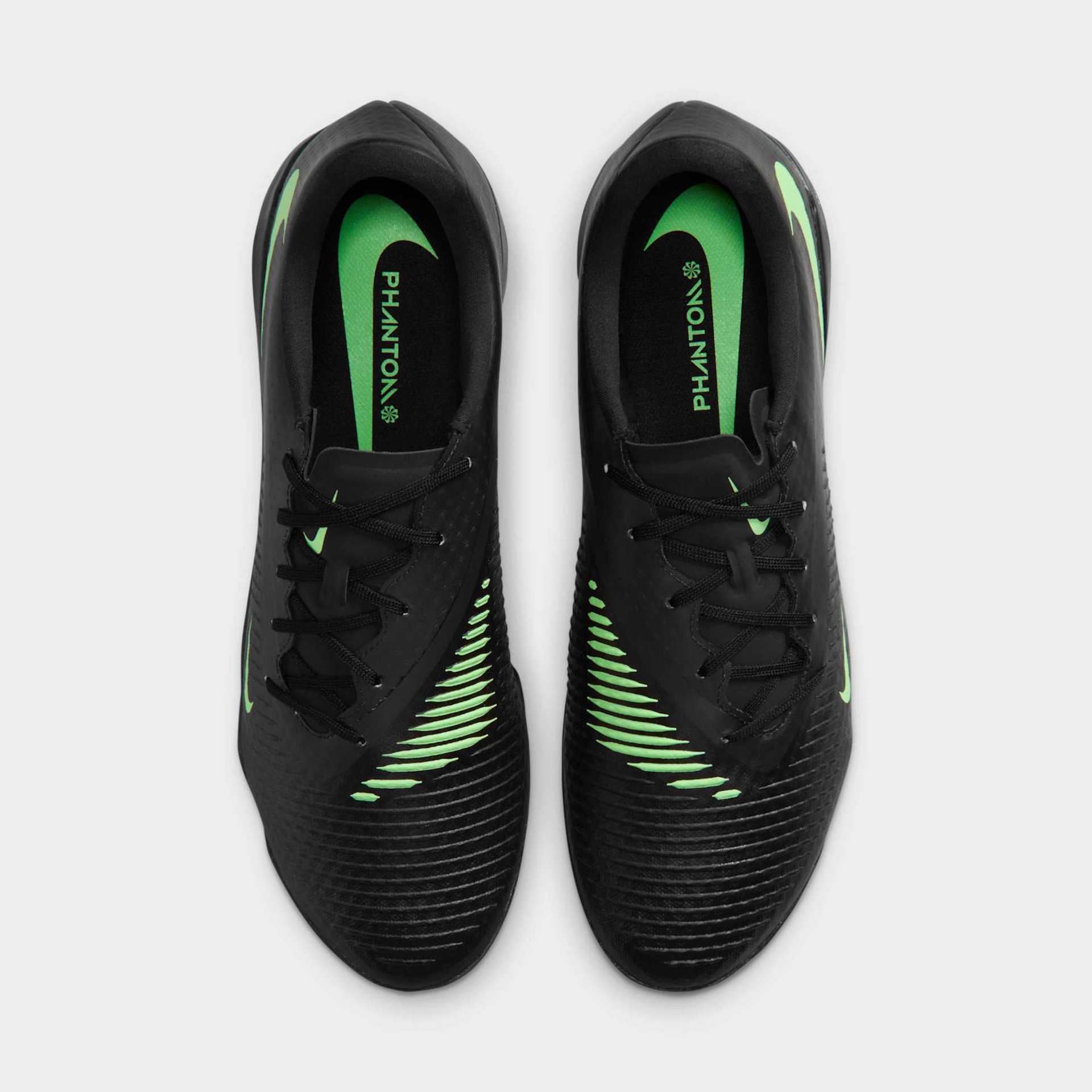 Chuteira Society Nike Phantom 6 Academy Low - Foto 4