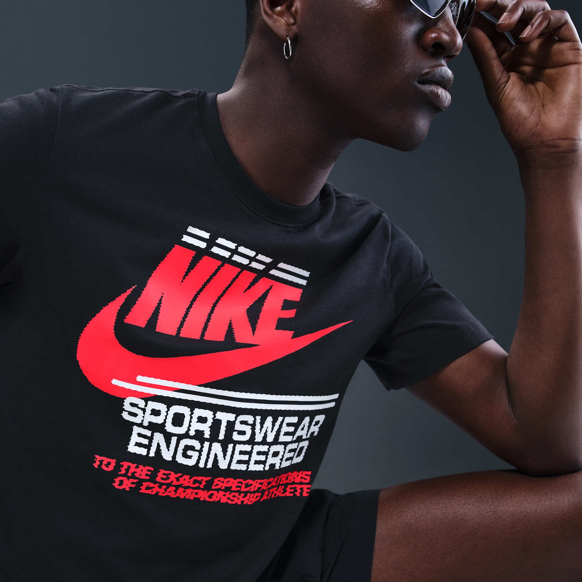 Camiseta Nike Sportswear 6MO Futura Masculina - Foto 3