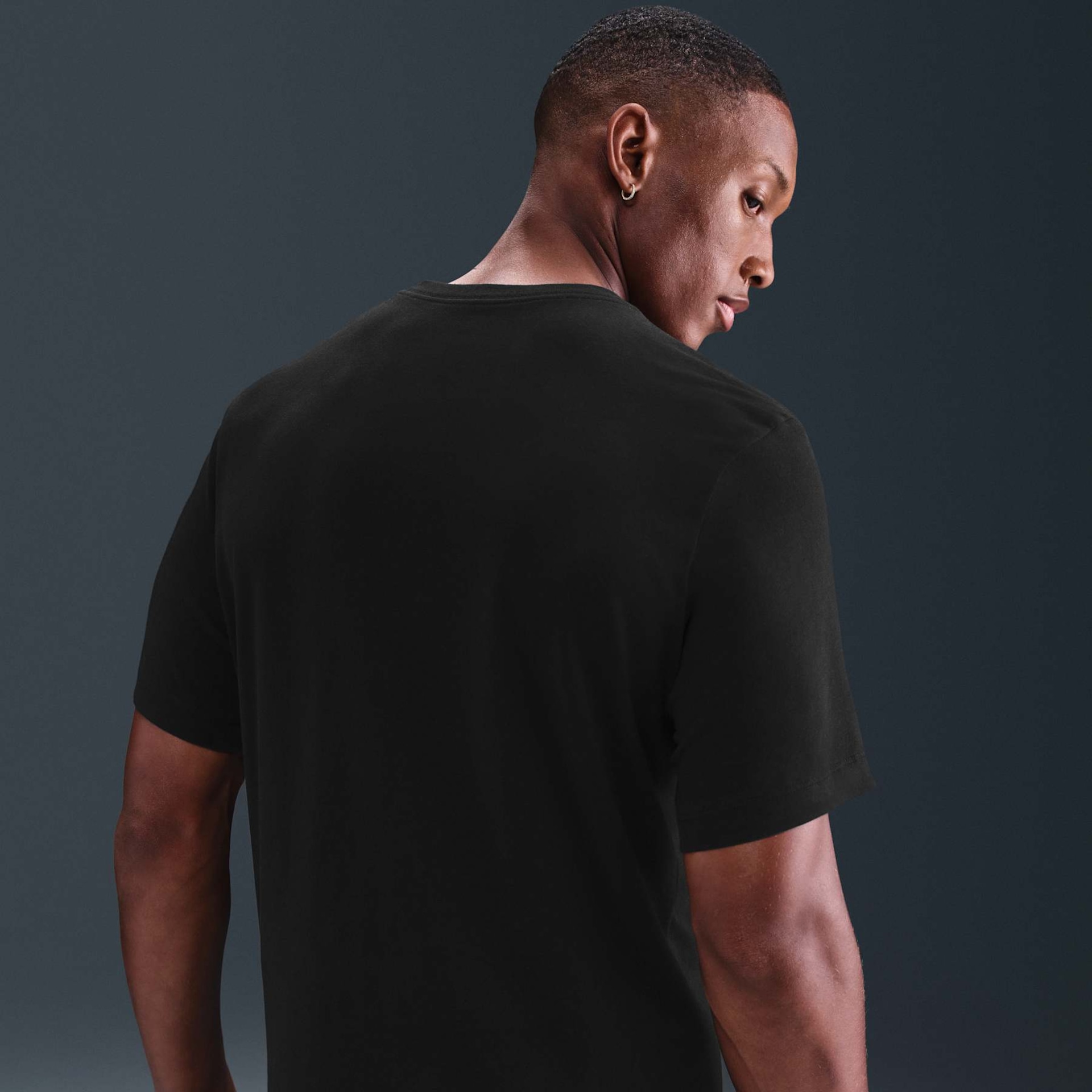 Camiseta Nike DNA OC 2 Masculina - Foto 2