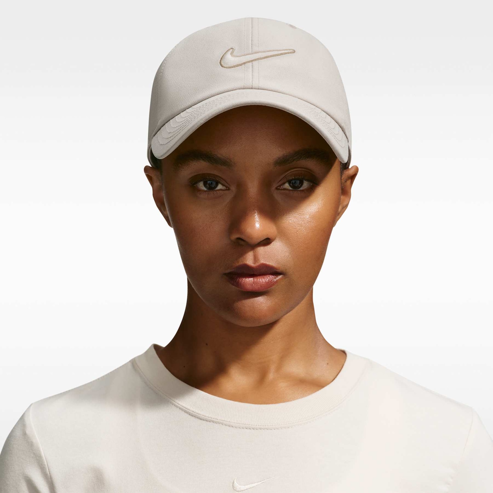 Boné Nike Club Swoosh Unissex - Foto 3