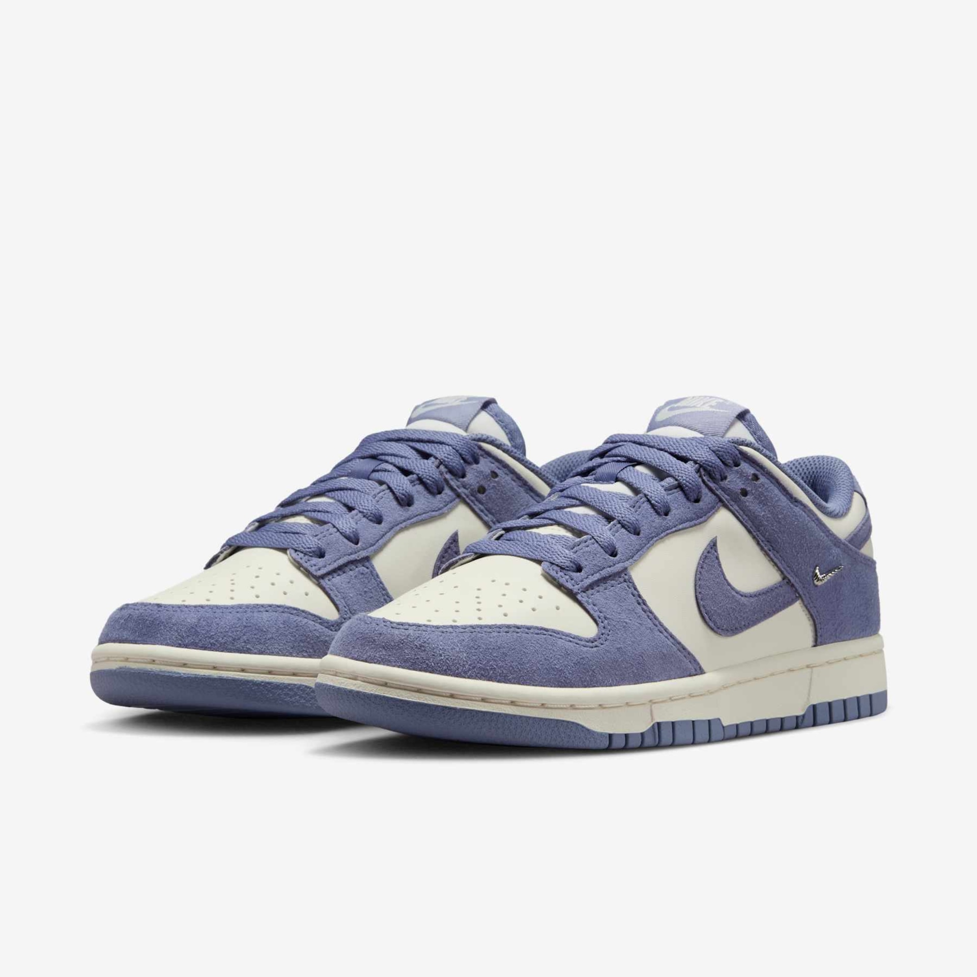 Tênis Nike Dunk Low Feminino - Foto 5