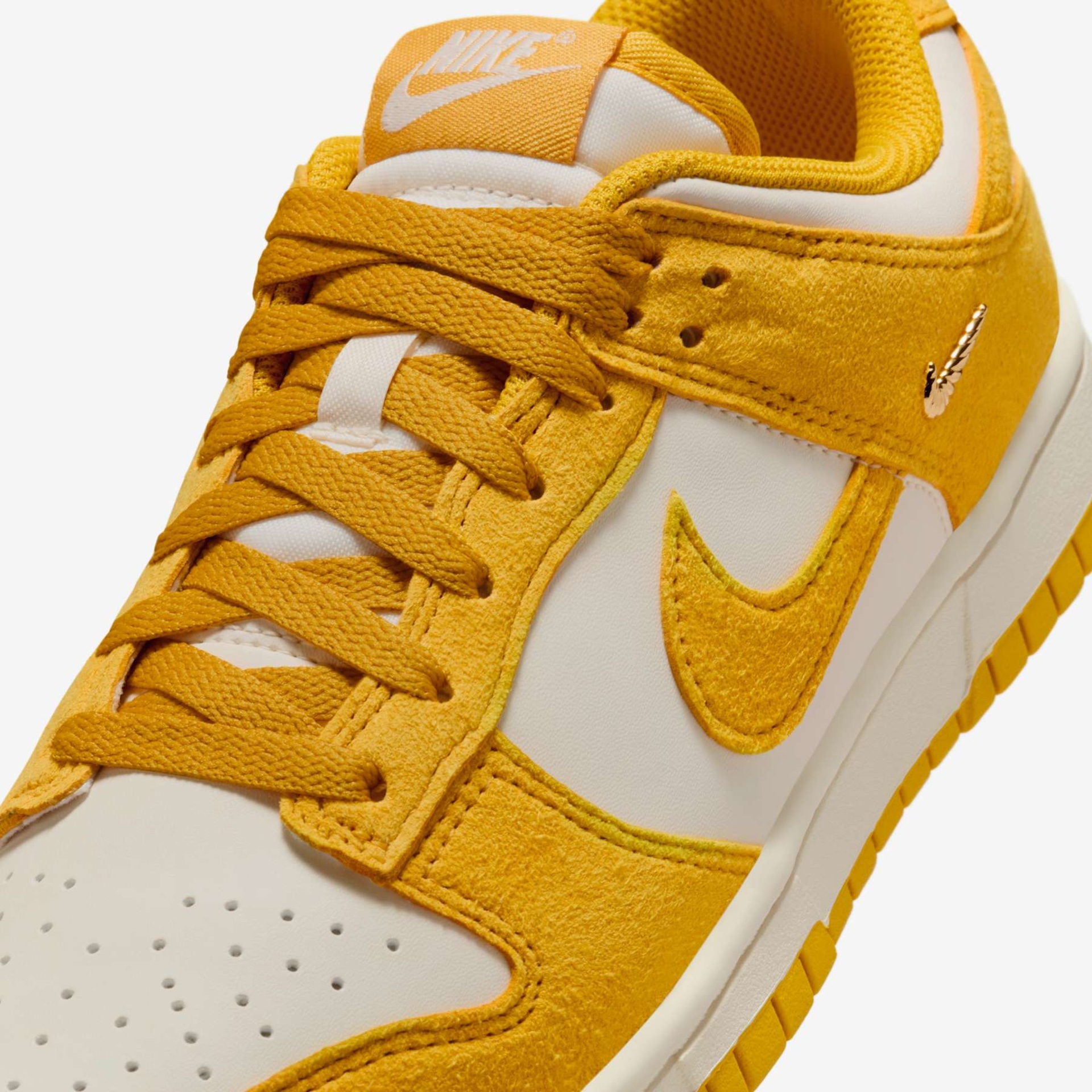Tênis Nike Dunk Low Feminino - Foto 7