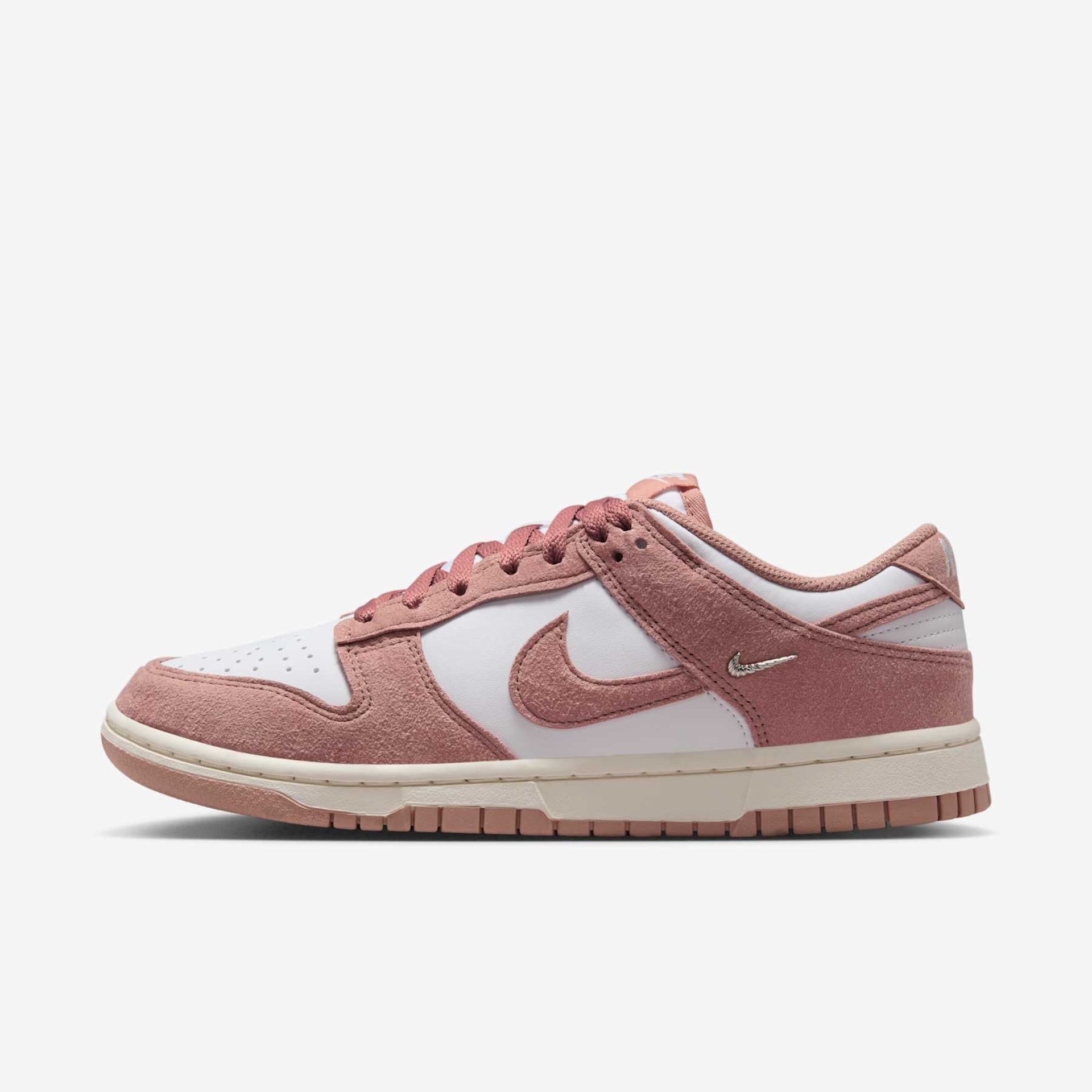 Imagem principal de Tênis Nike Dunk Low Feminino