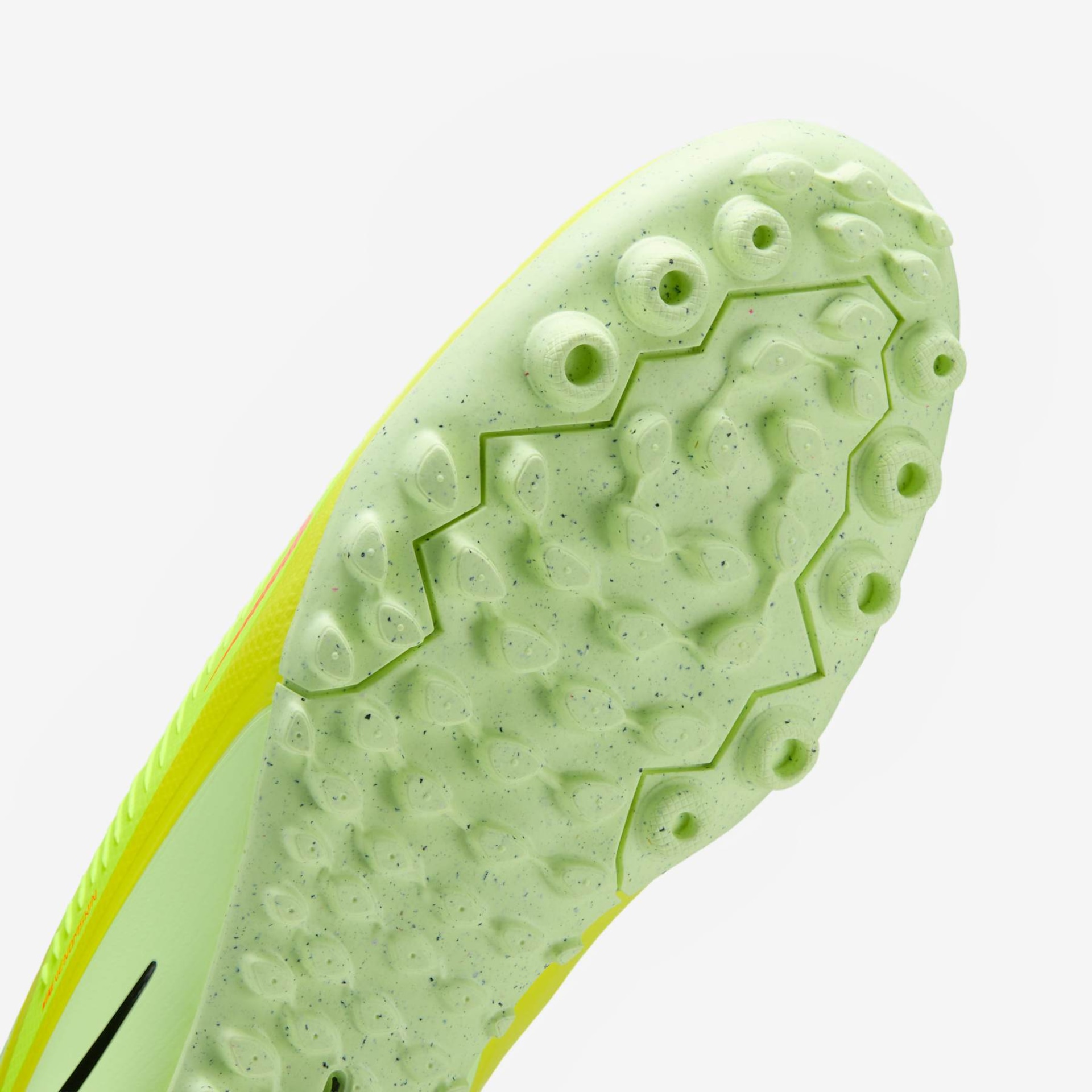 Chuteira Society Nike Phantom 6 Reactx Pro - Foto 7