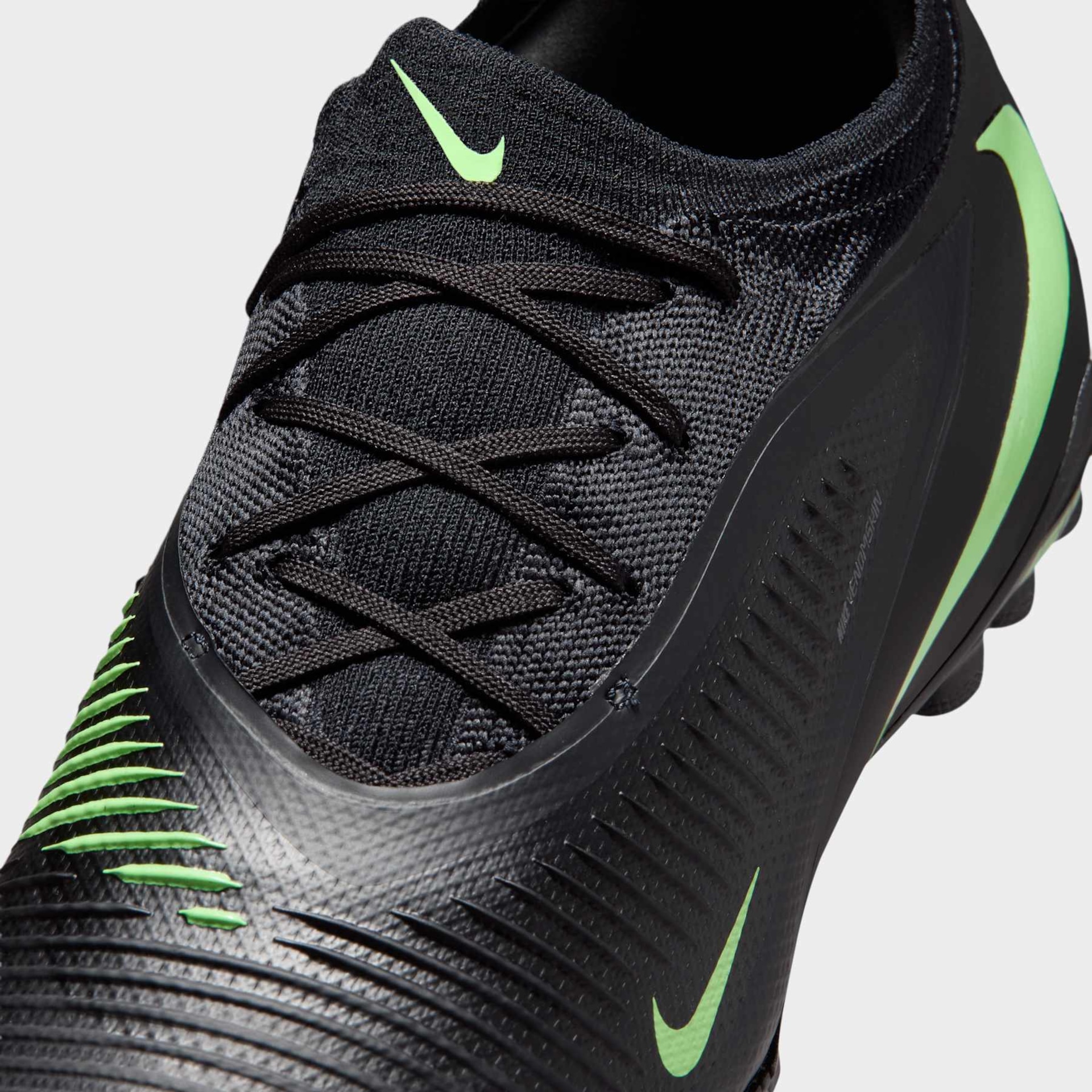 Chuteira Society Nike Phantom 6 Reactx Pro Low - Foto 7