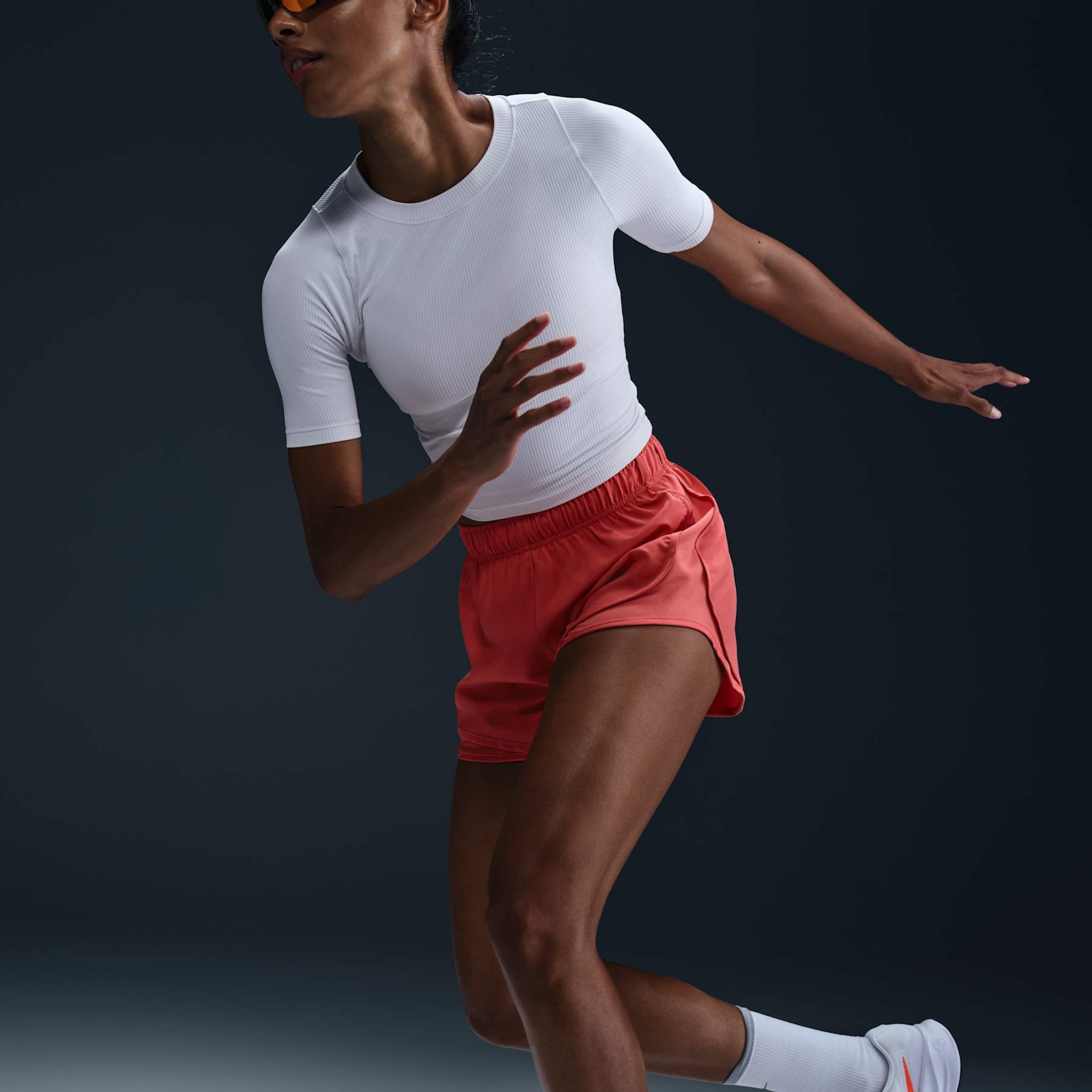 Shorts Nike Dri-FIT Tempo Feminino - Foto 5