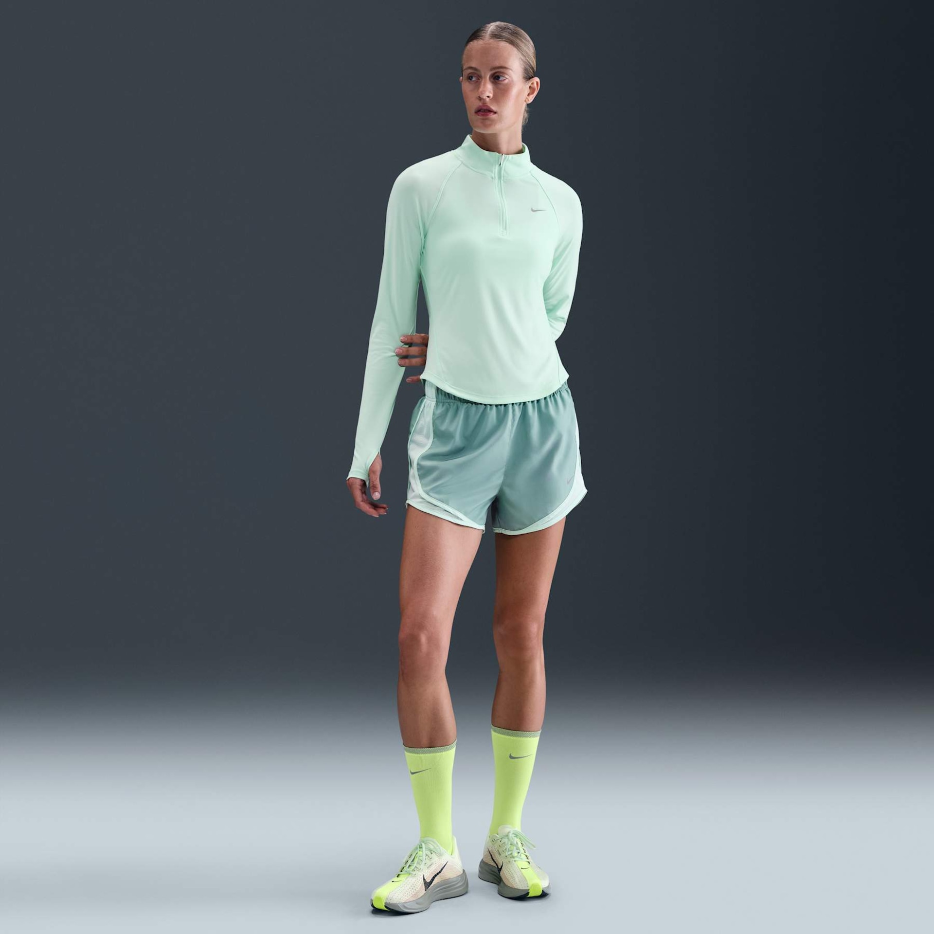 Imagem principal de Shorts Nike Dri-FIT Tempo Feminino