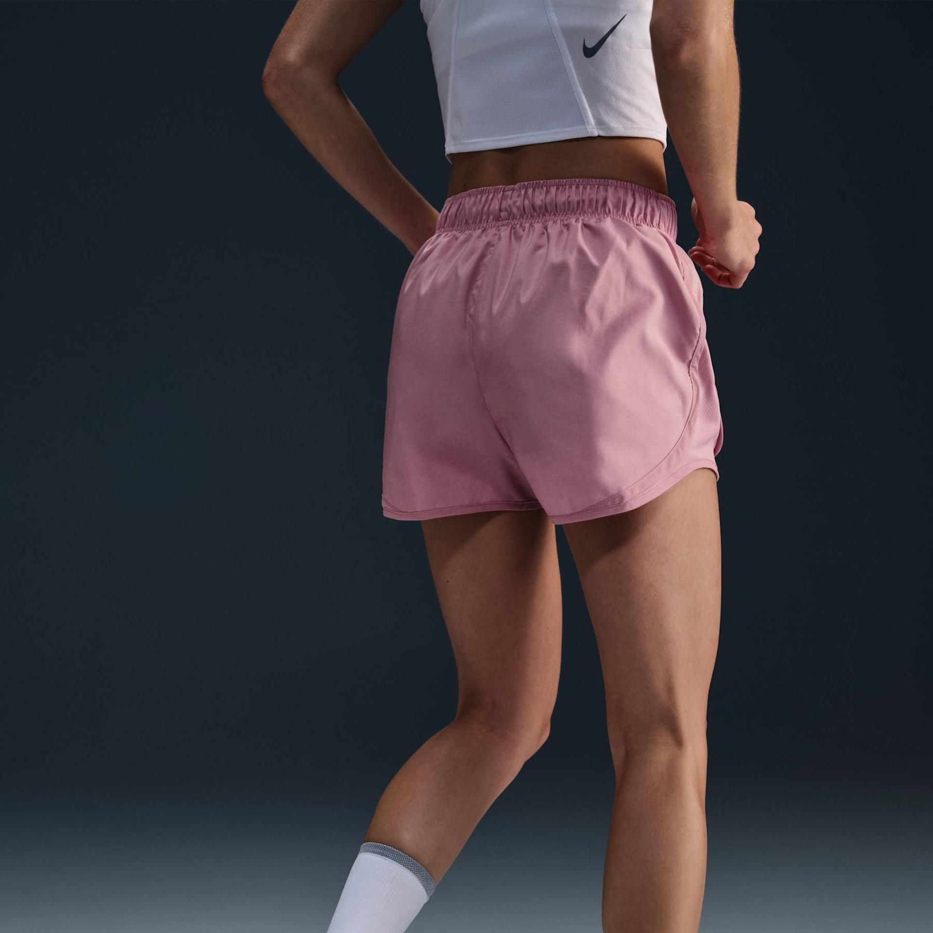 Shorts Nike Dri-FIT Tempo Feminino - Foto 3