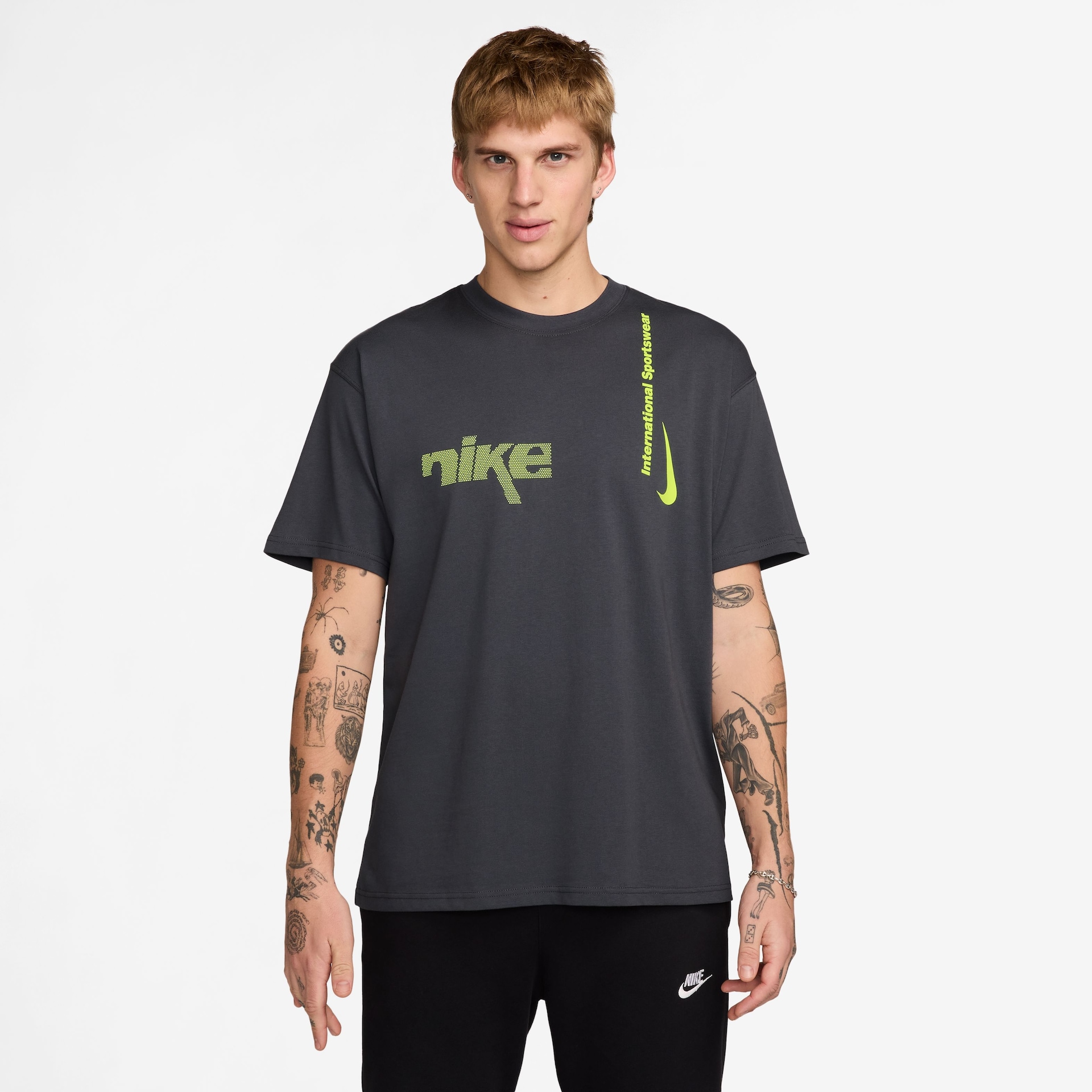Camiseta Nike Sportswear M90 Swoosh Unissex - Foto 1