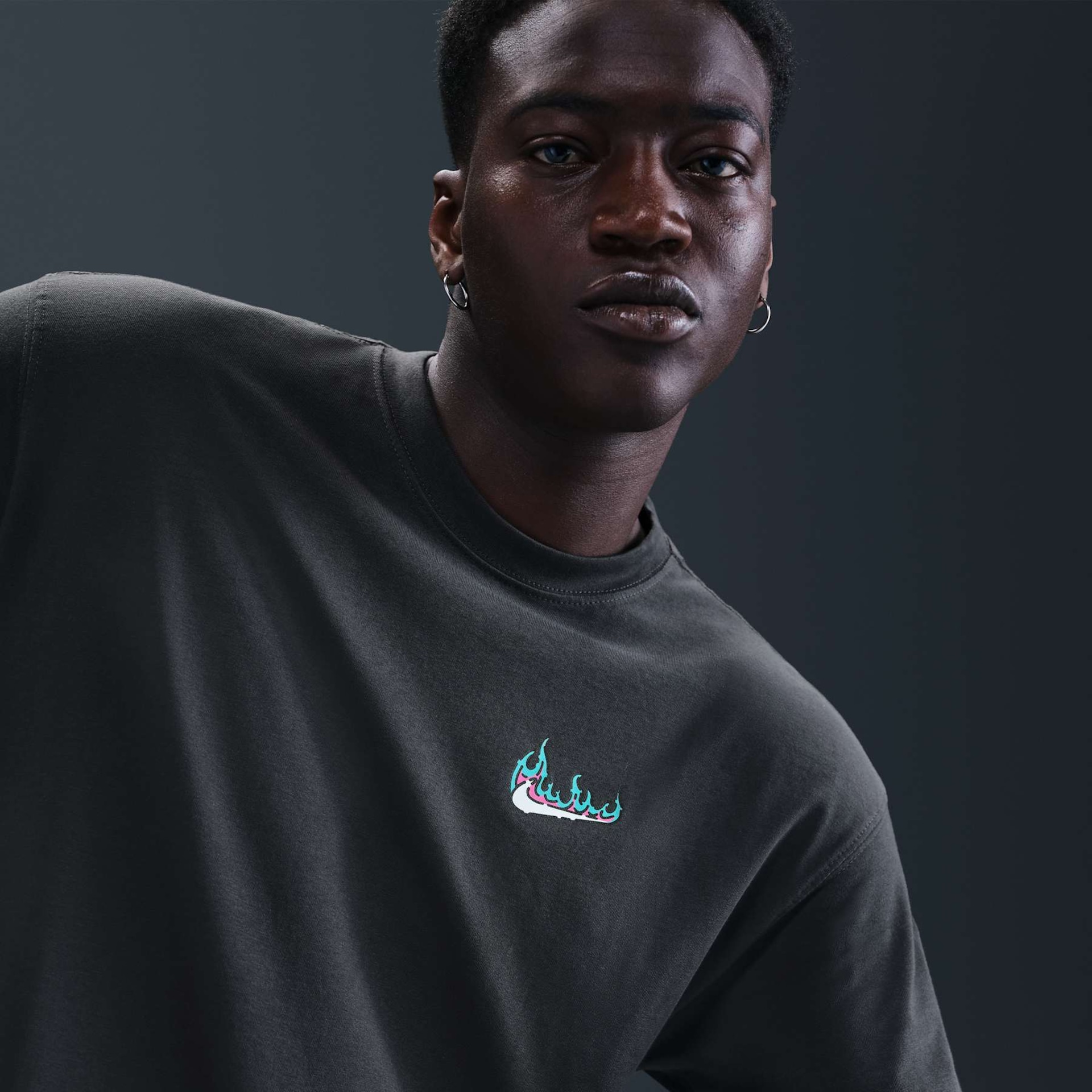 Camiseta Nike Sportswear M90 Unissex - Foto 3