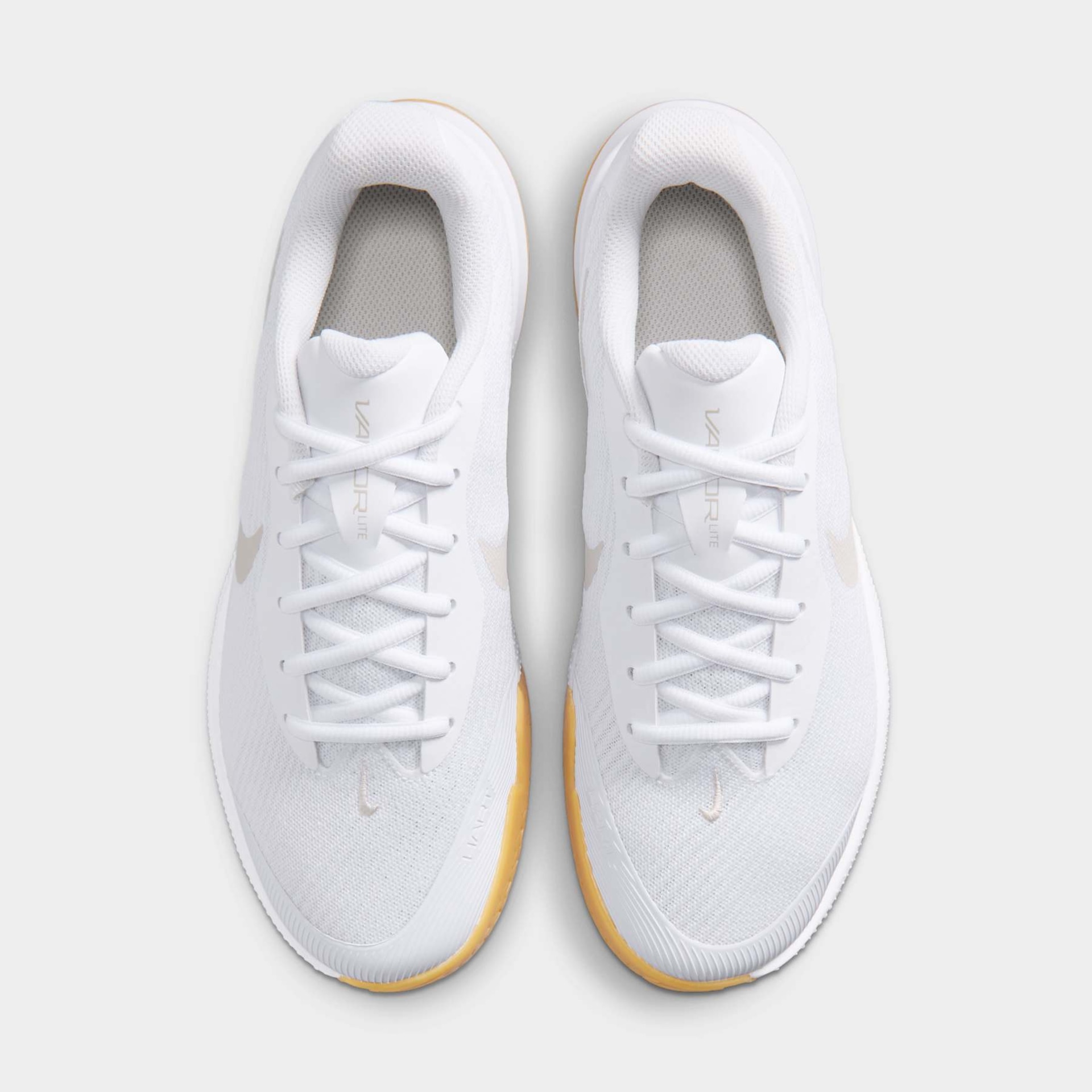 Tênis Nike Vapor Lite 3 Feminino - Foto 4
