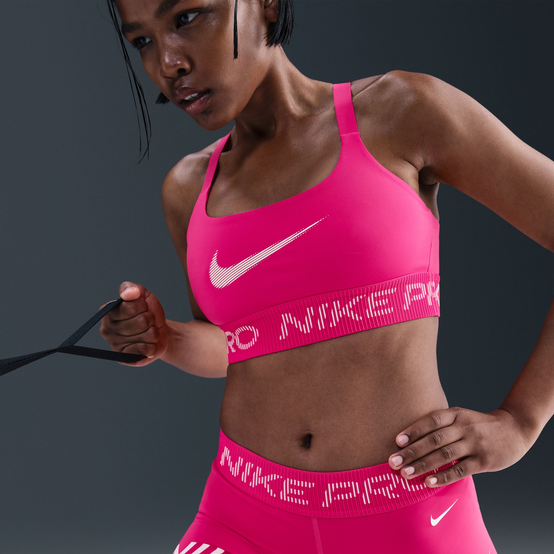 Shorts Nike Pro 365 Feminino - Foto 3