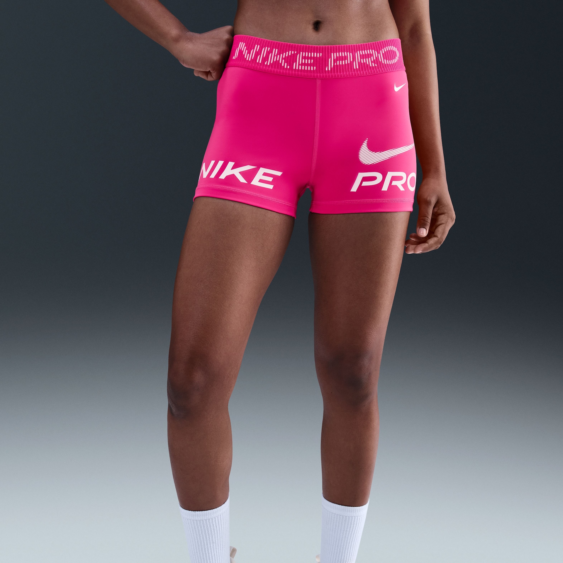 Shorts Nike Pro 365 Feminino - Foto 5
