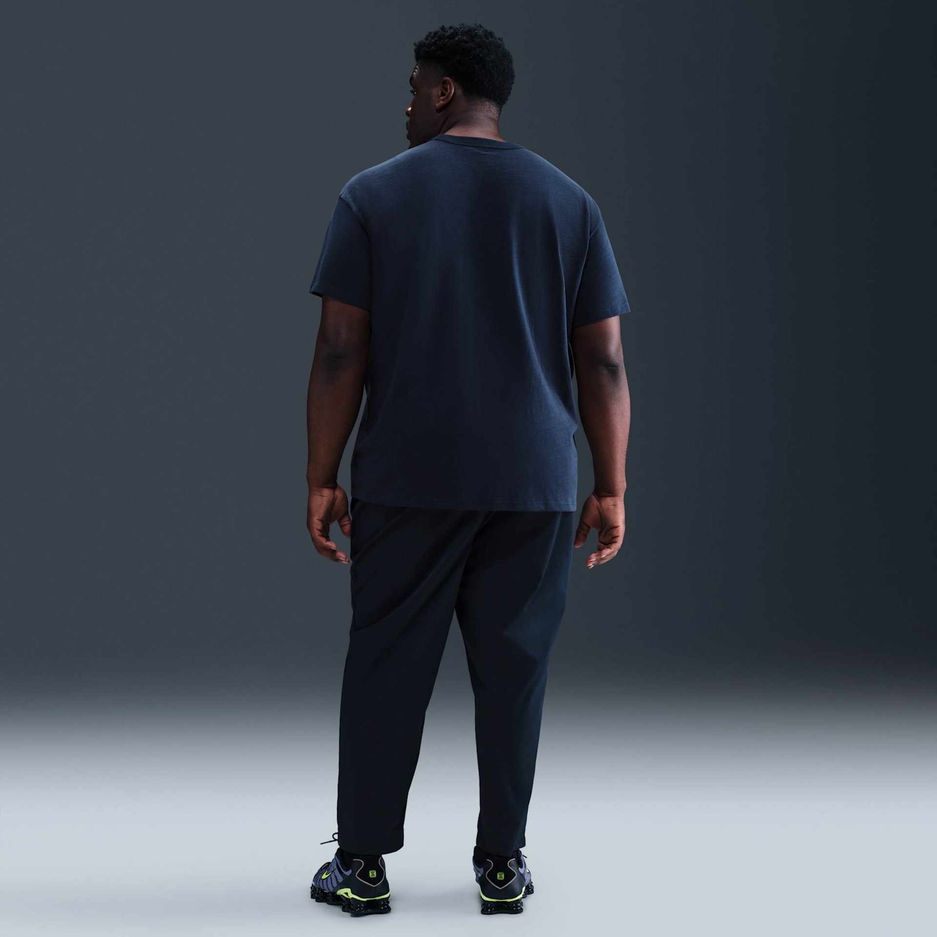 Camiseta Nike Sportswear Essential Masculina - Foto 10