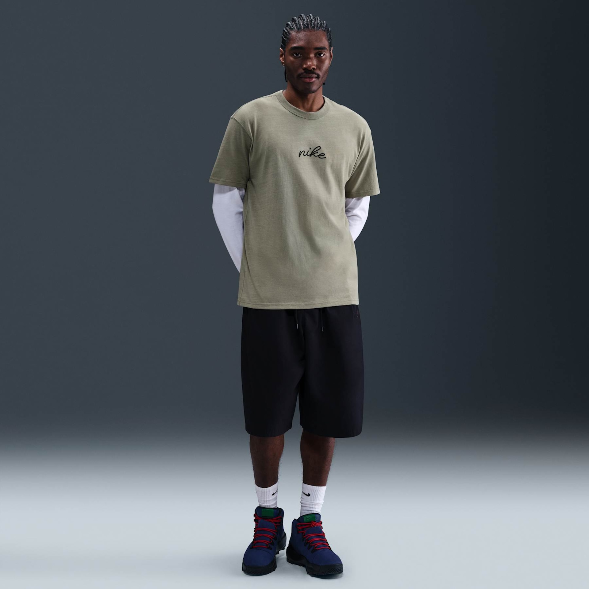 Camiseta Nike Sportswear Essential Masculina - Foto 4