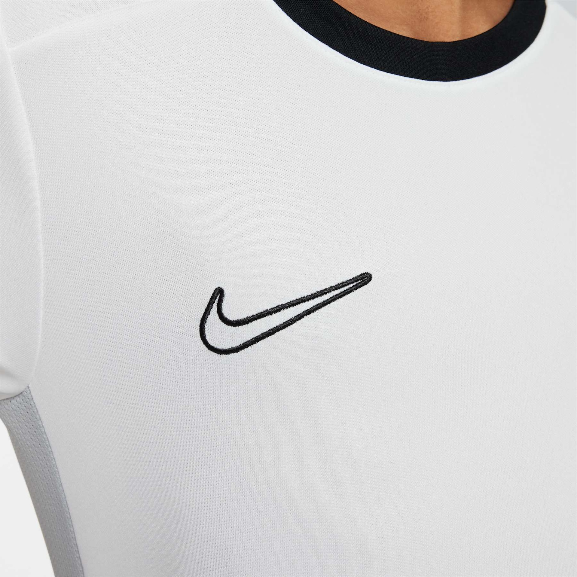 Camiseta Nike Dri-FIT Academy Infantil - Foto 4