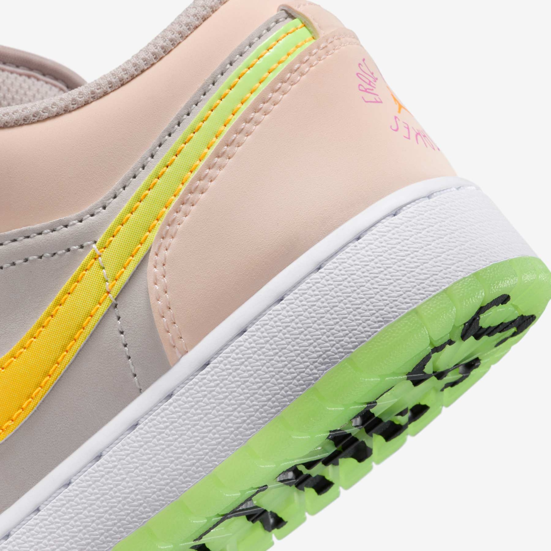 Air Jordan 1 Low SE Infantil - Foto 8