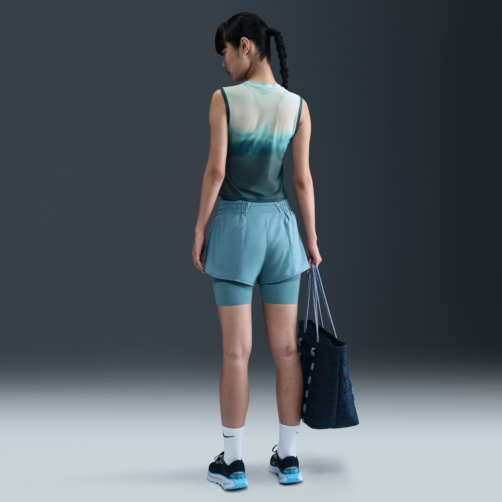 Regata Nike Dri-FIT Cropped Feminina - Foto 7