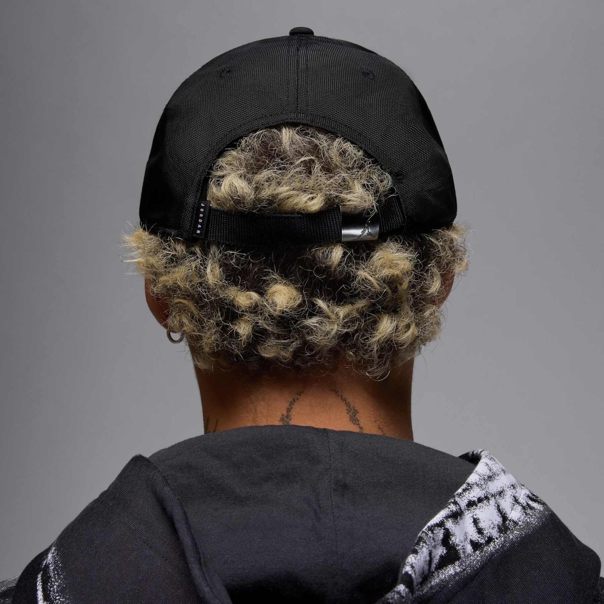 Boné Jordan Rise Mettalic Unissex - Foto 2