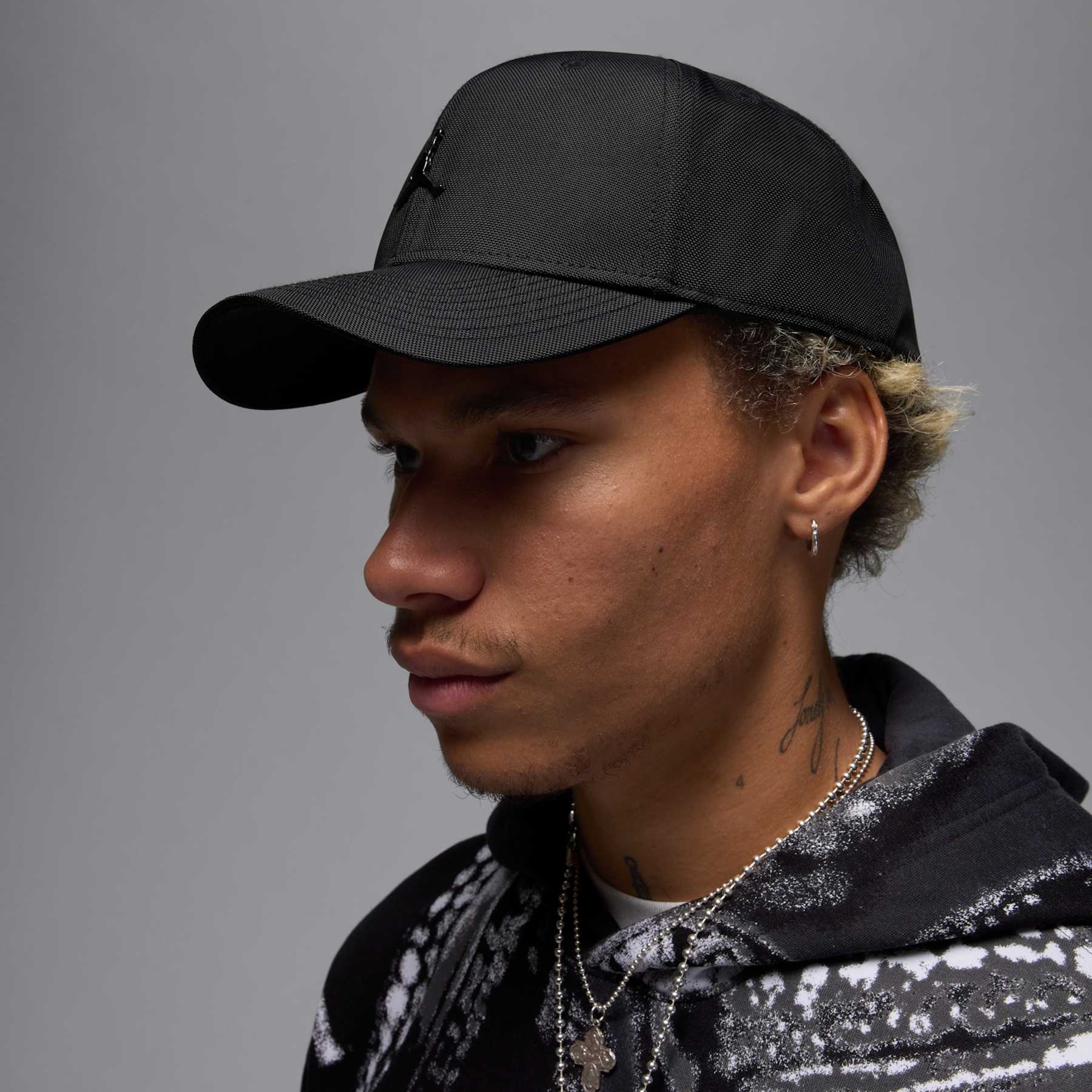 Boné Jordan Rise Mettalic Unissex - Foto 4