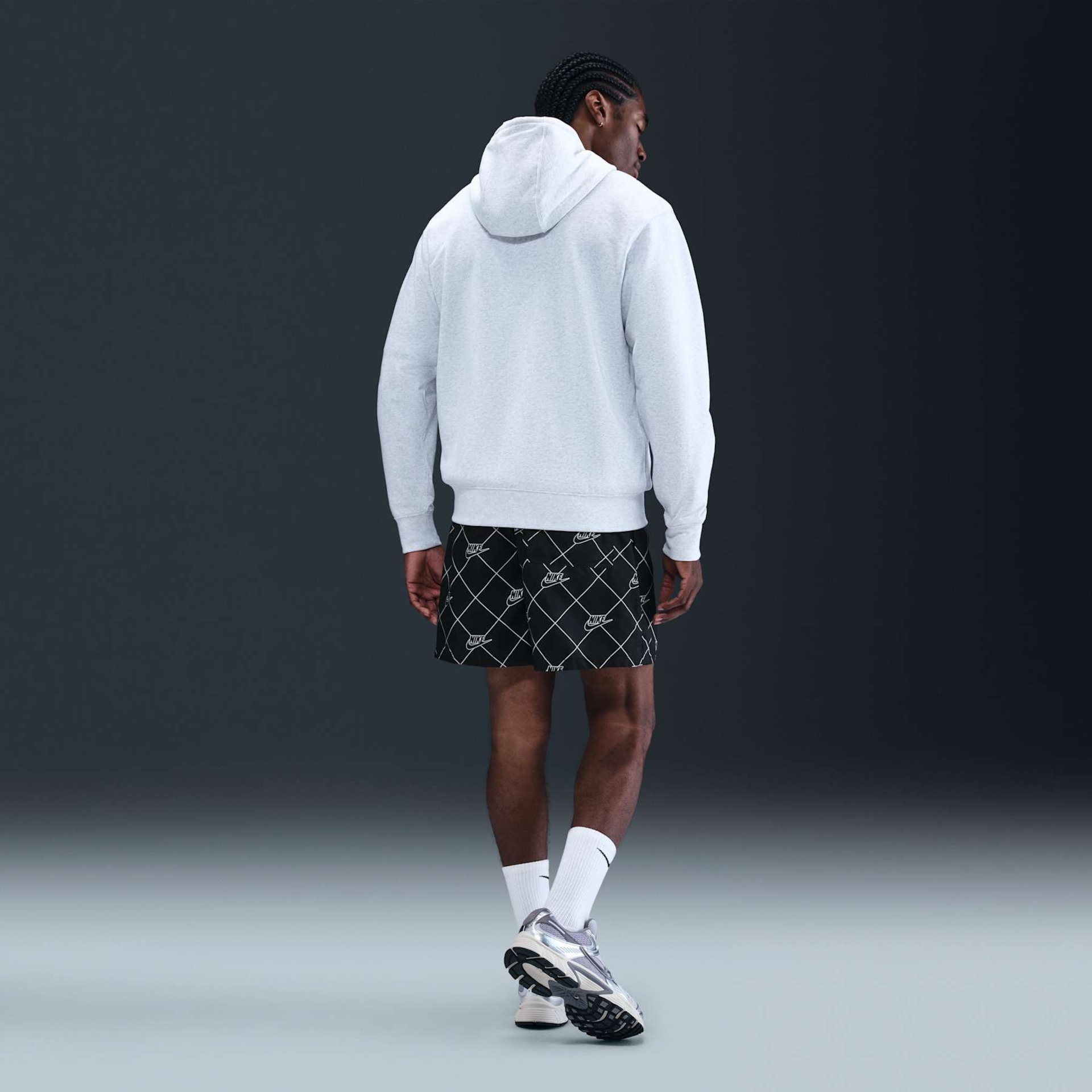 Shorts Nike Club Woven Flop Masculino - Foto 4