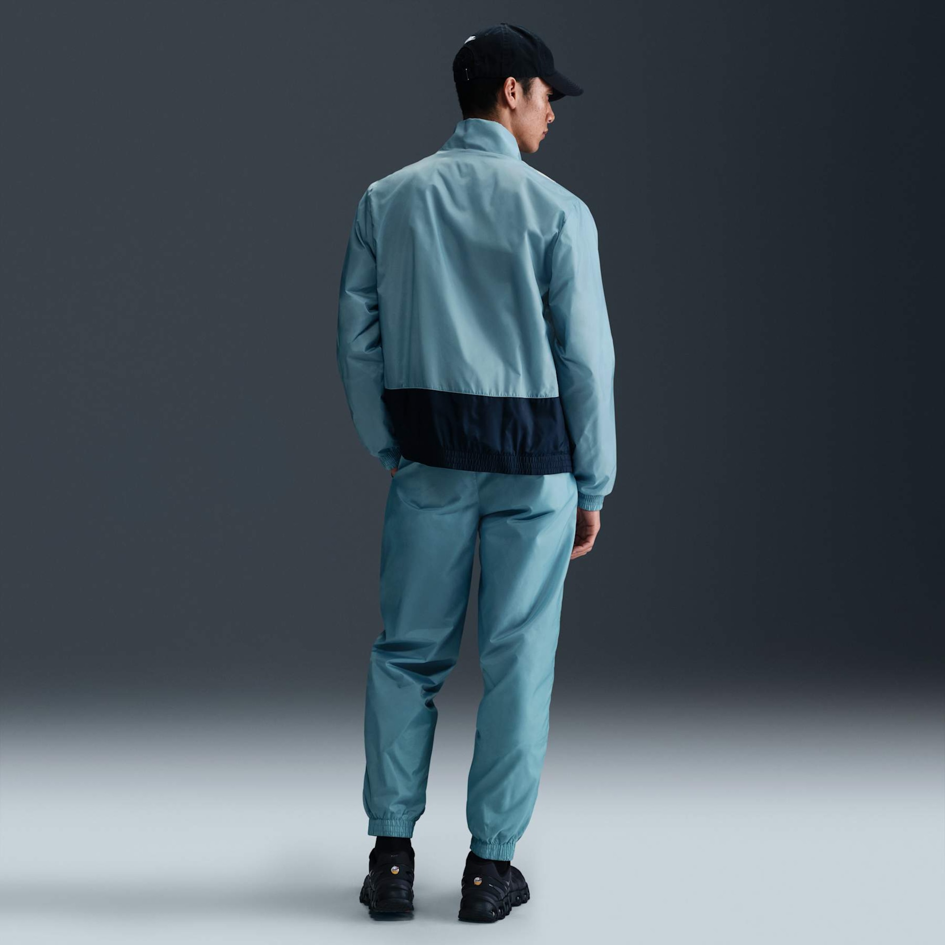 Agasalho Nike Club Woven Masculino - Foto 5