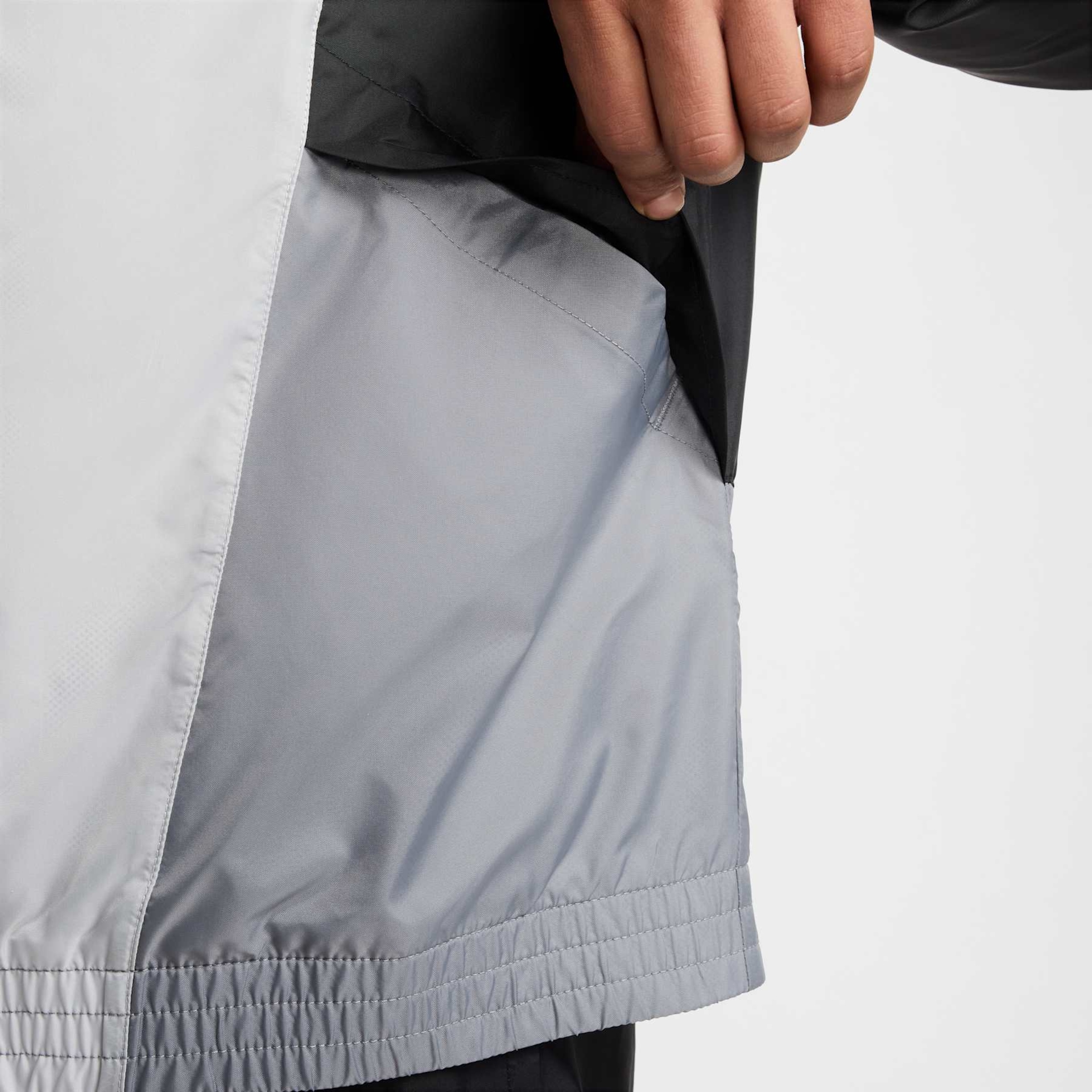 Agasalho Nike Club Woven Masculino - Foto 5