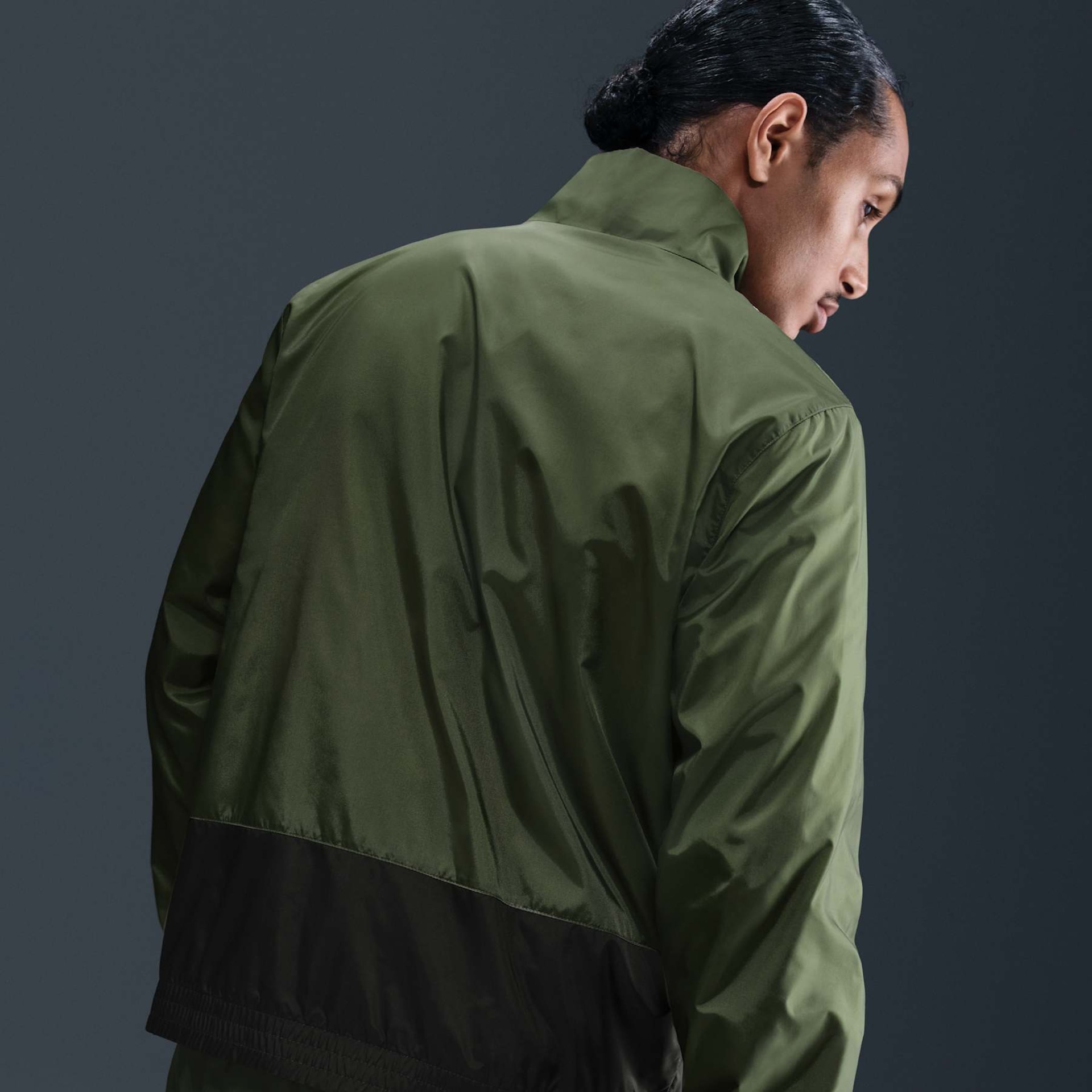 Agasalho Nike Club Woven Masculino - Foto 3