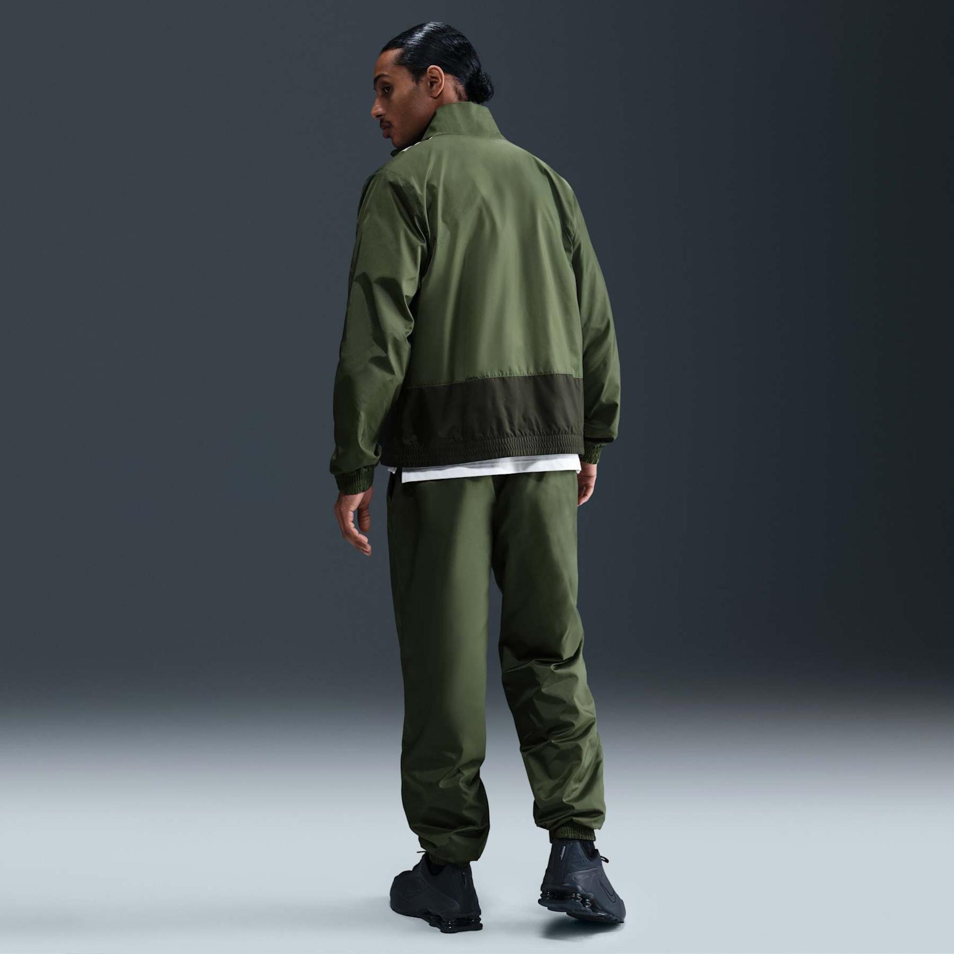 Agasalho Nike Club Woven Masculino - Foto 5