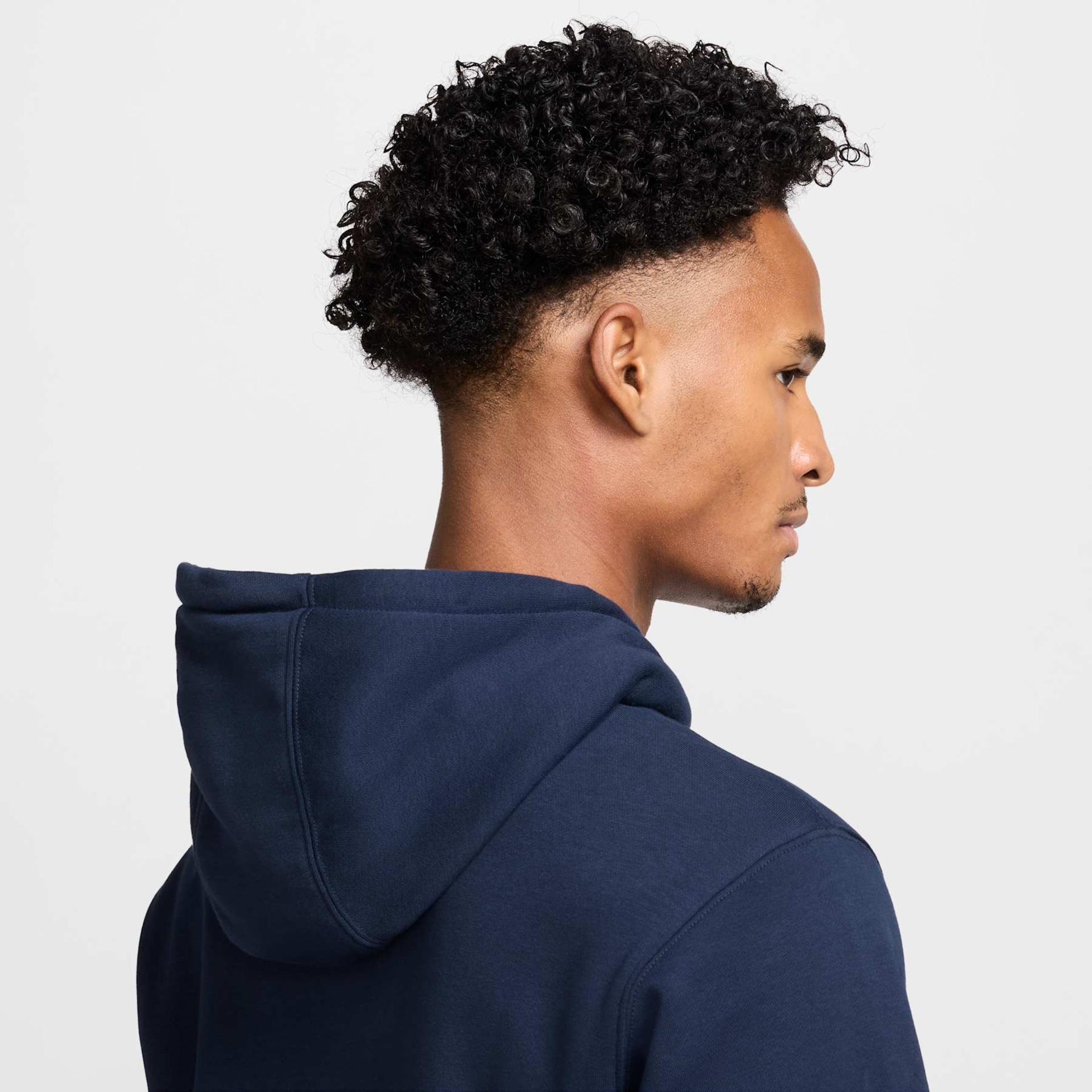 Blusão Nike Sportswear Club GFX Masculino - Foto 5