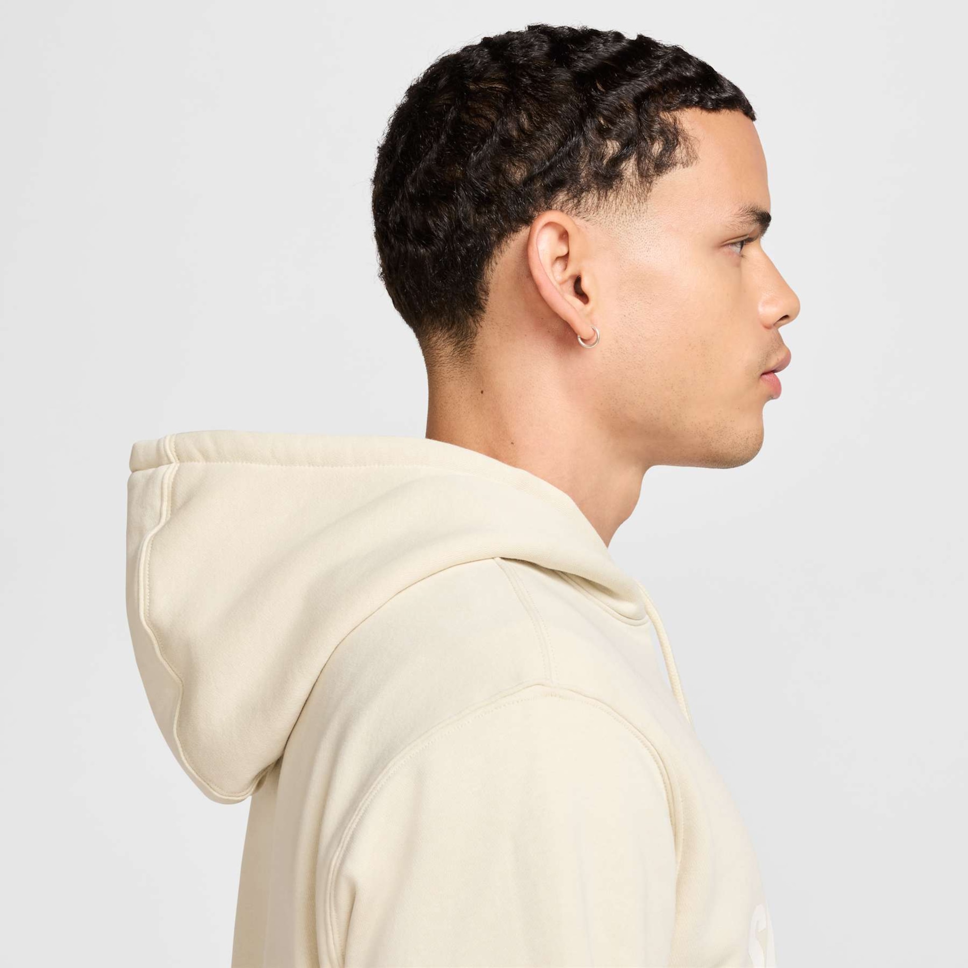 Blusão Nike Sportswear Club GFX Masculino - Foto 5
