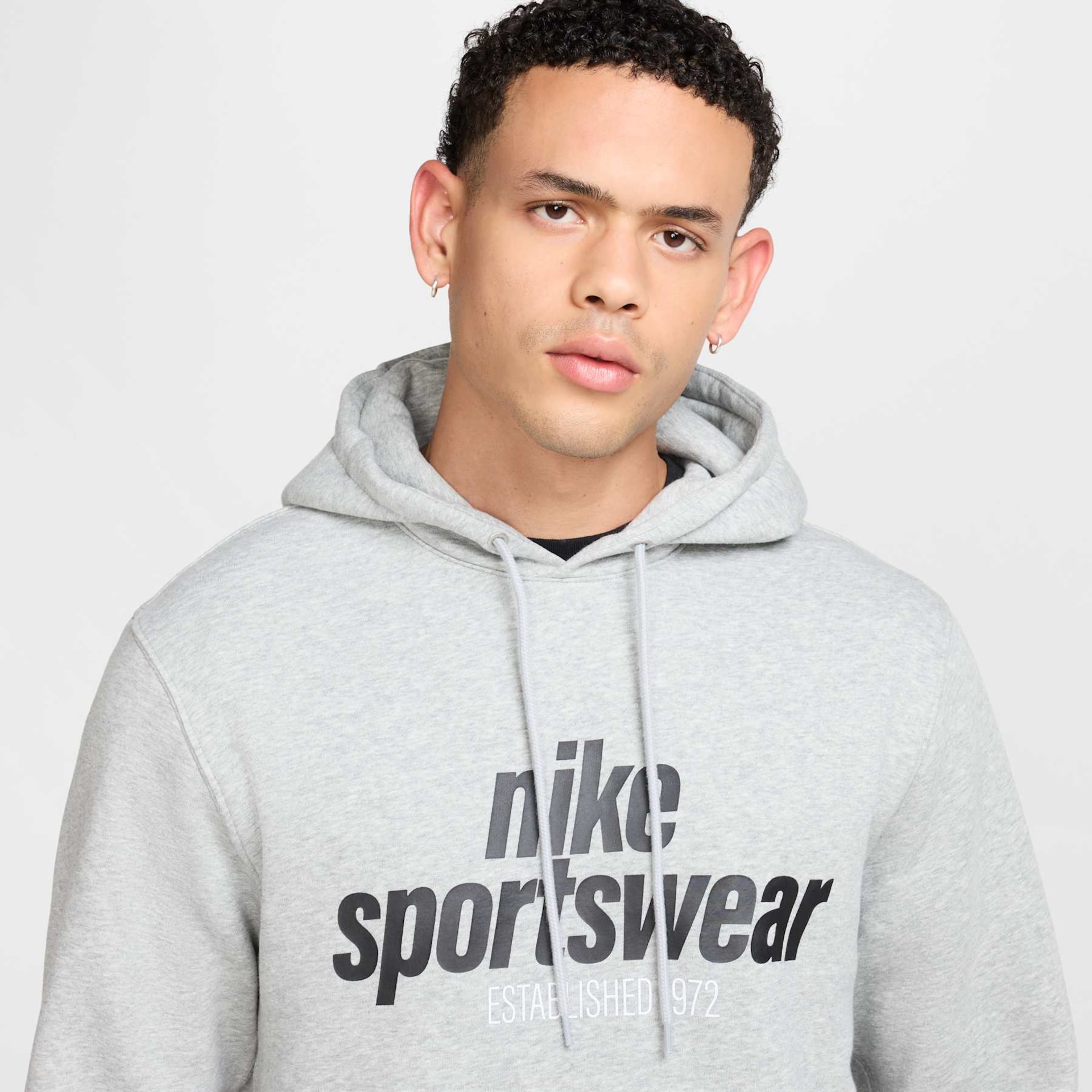 Blusão Nike Sportswear Club GFX Masculino - Foto 3
