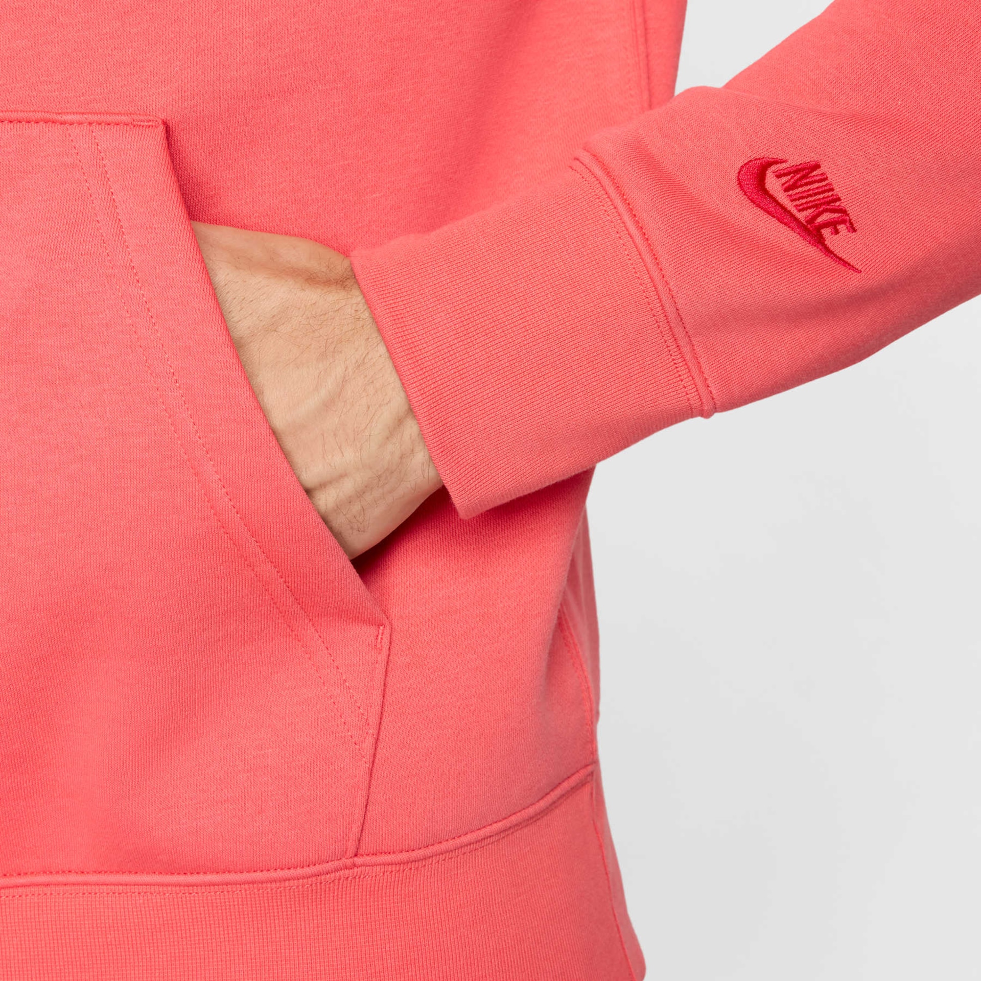 Blusão Nike Sportswear Club GFX Masculino - Foto 4