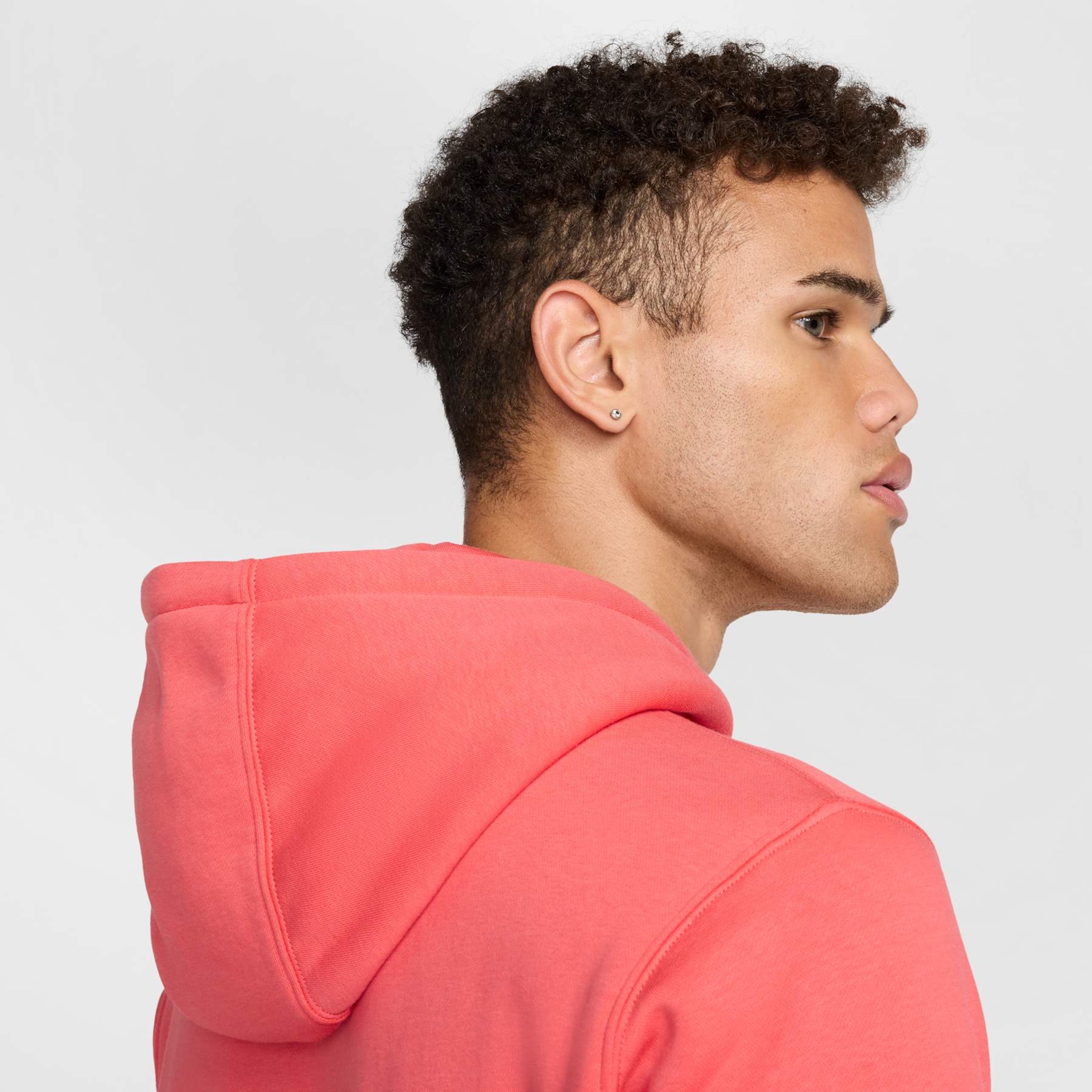 Blusão Nike Sportswear Club GFX Masculino - Foto 5