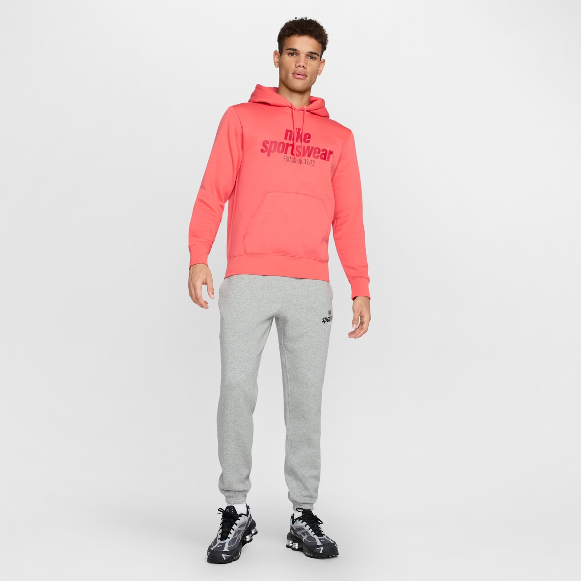 Blusão Nike Sportswear Club GFX Masculino - Foto 6