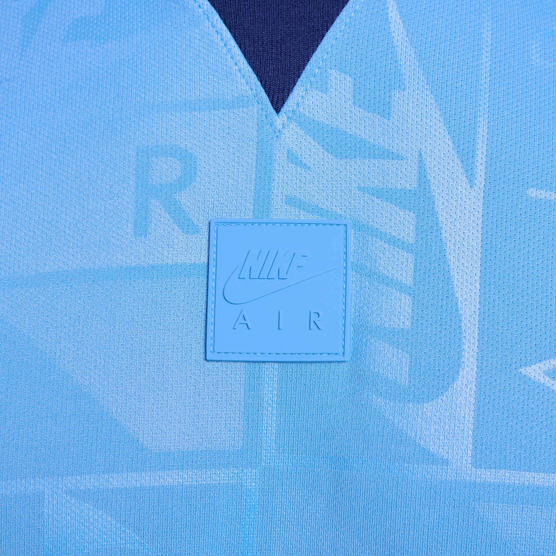 Camiseta Nike Sportswear Air Max Masculina - Foto 4