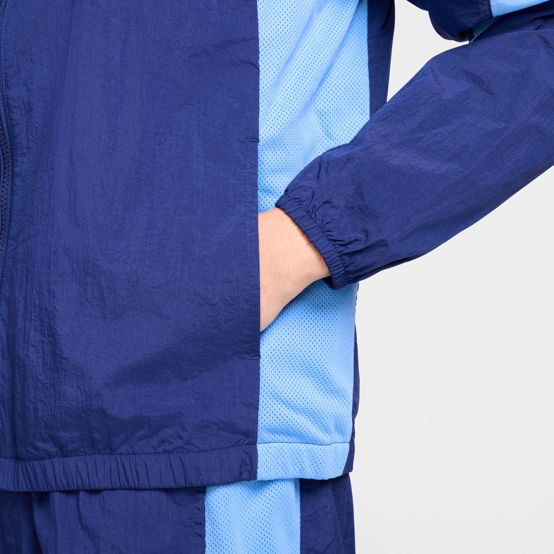 Jaqueta Nike Air Woven Masculina - Foto 5