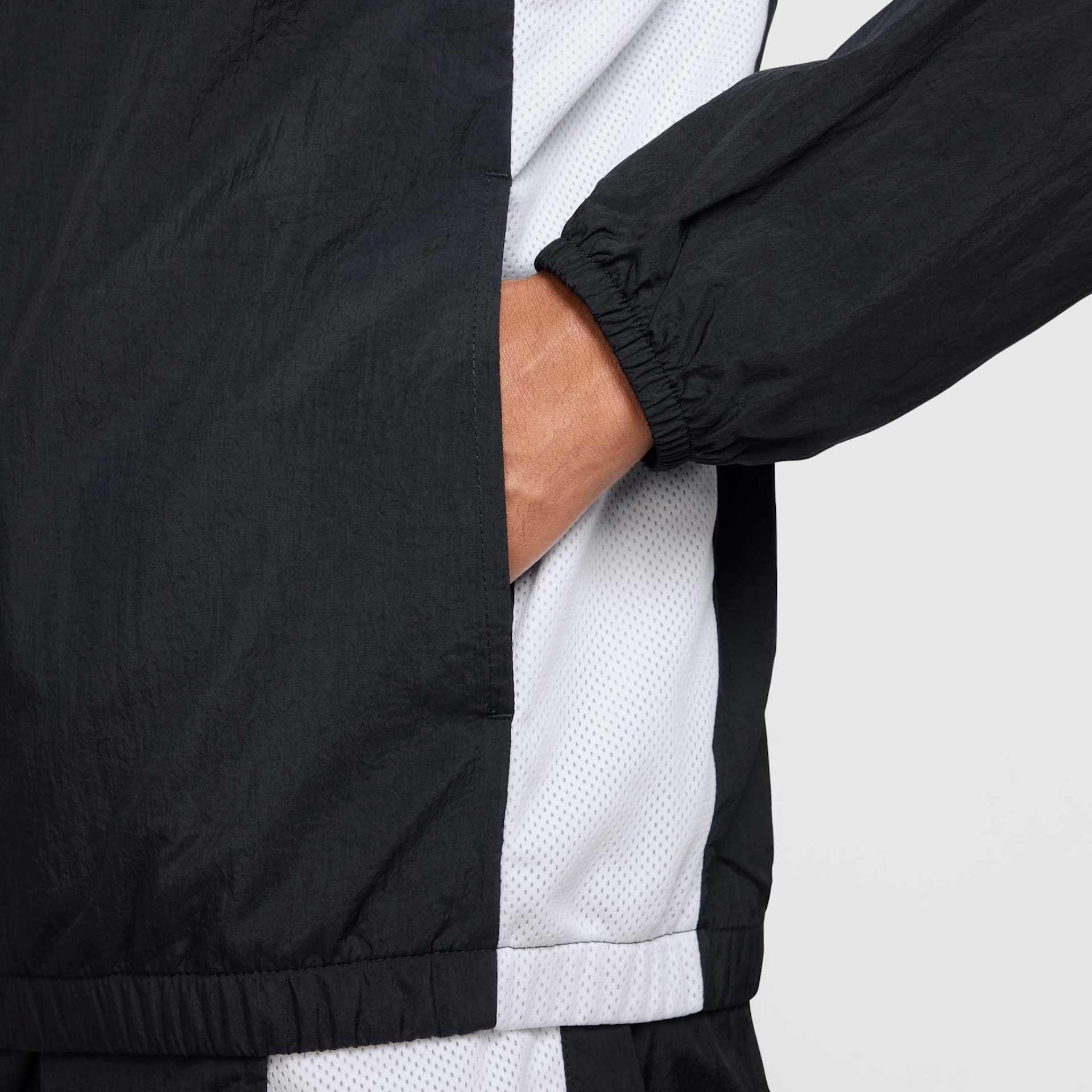 Jaqueta Nike Air Woven Masculina - Foto 5