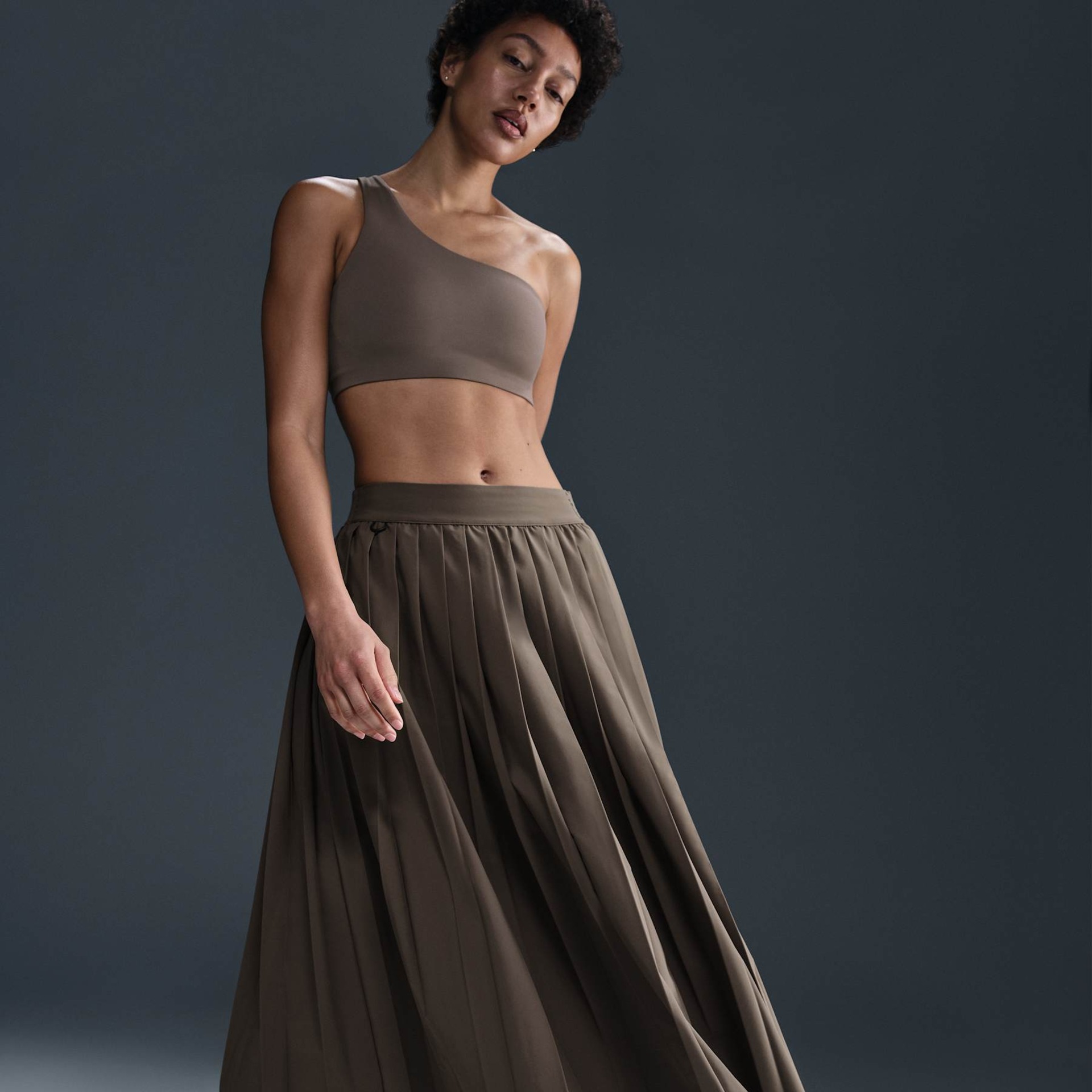 Saia Nike Dri-FIT Plissada 24.7 Feminina - Foto 5