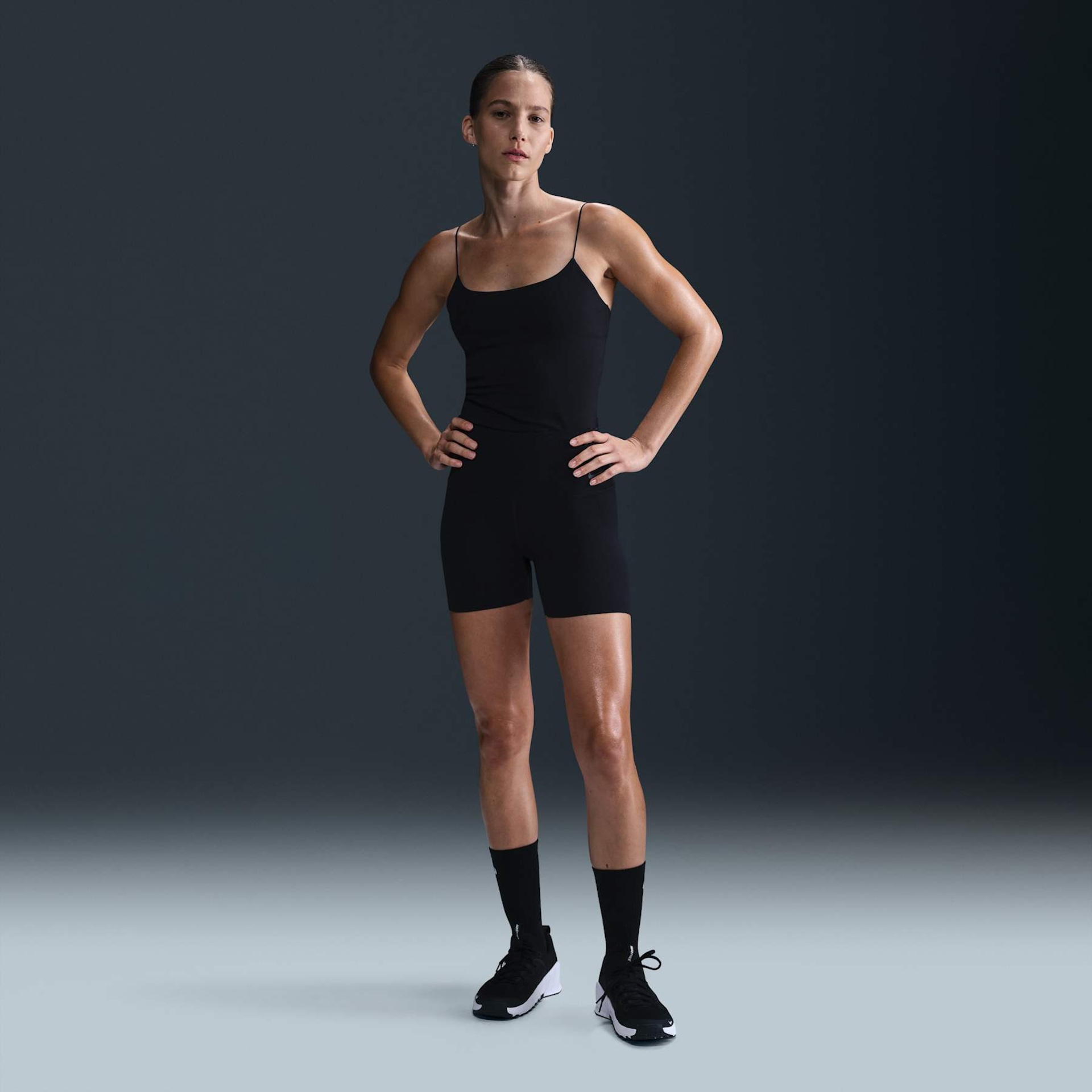 Regata Nike Zenvy Dri-FIT Feminina - Foto 4