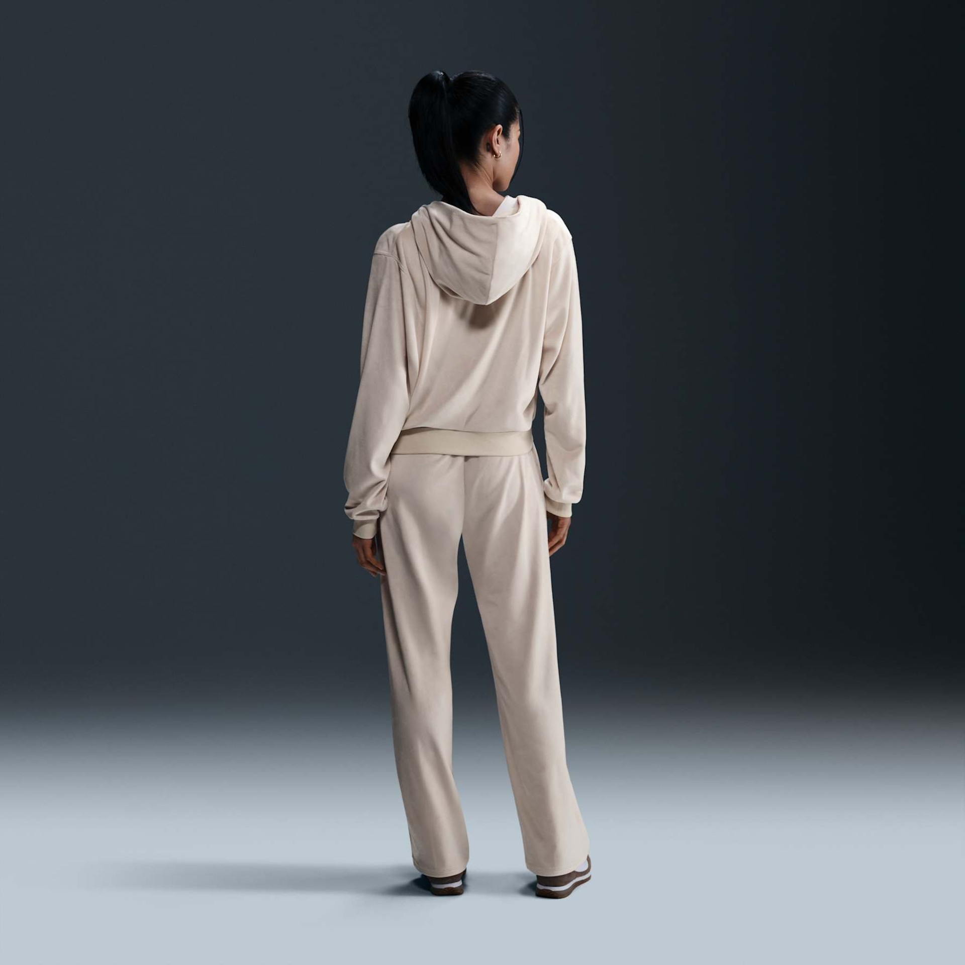 Blusão Nike Sportswear Chil Hoodie Feminino - Foto 5