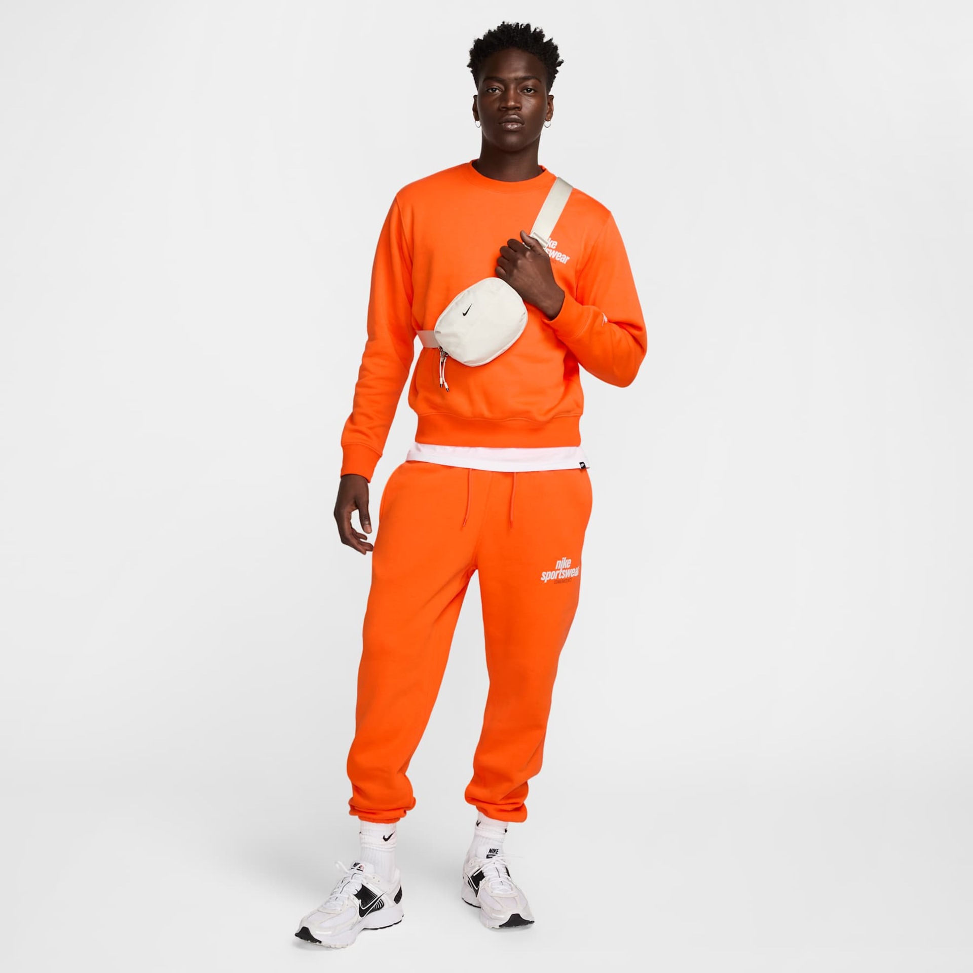 Blusão Nike Club Crew Masculino - Foto 5