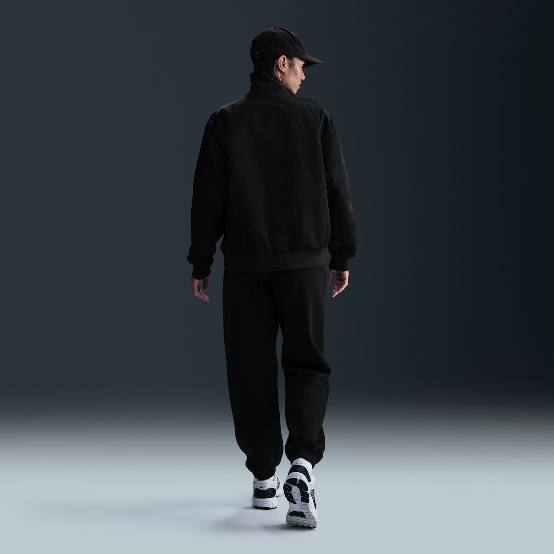 Jaqueta Nike Sportswear Destroyer Woven Feminina - Foto 5