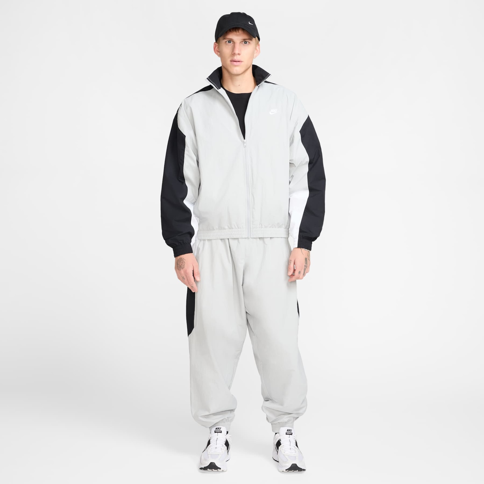 Jaqueta Nike Club Woven Masculina - Foto 6