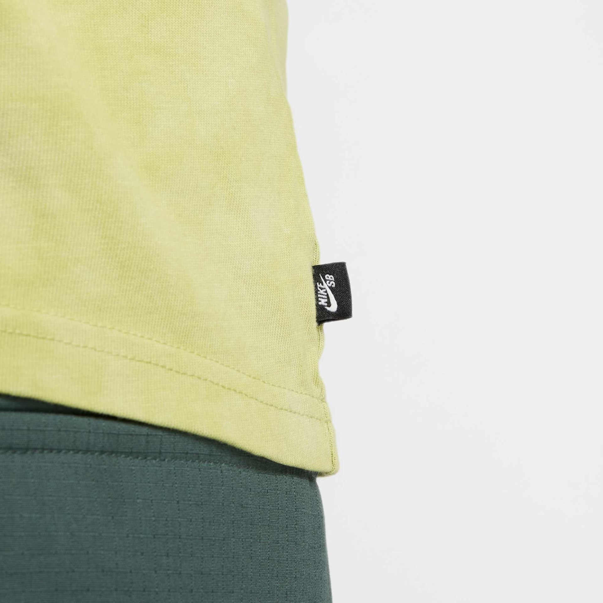 Camiseta Nike SB Max90 Masculina - Foto 6