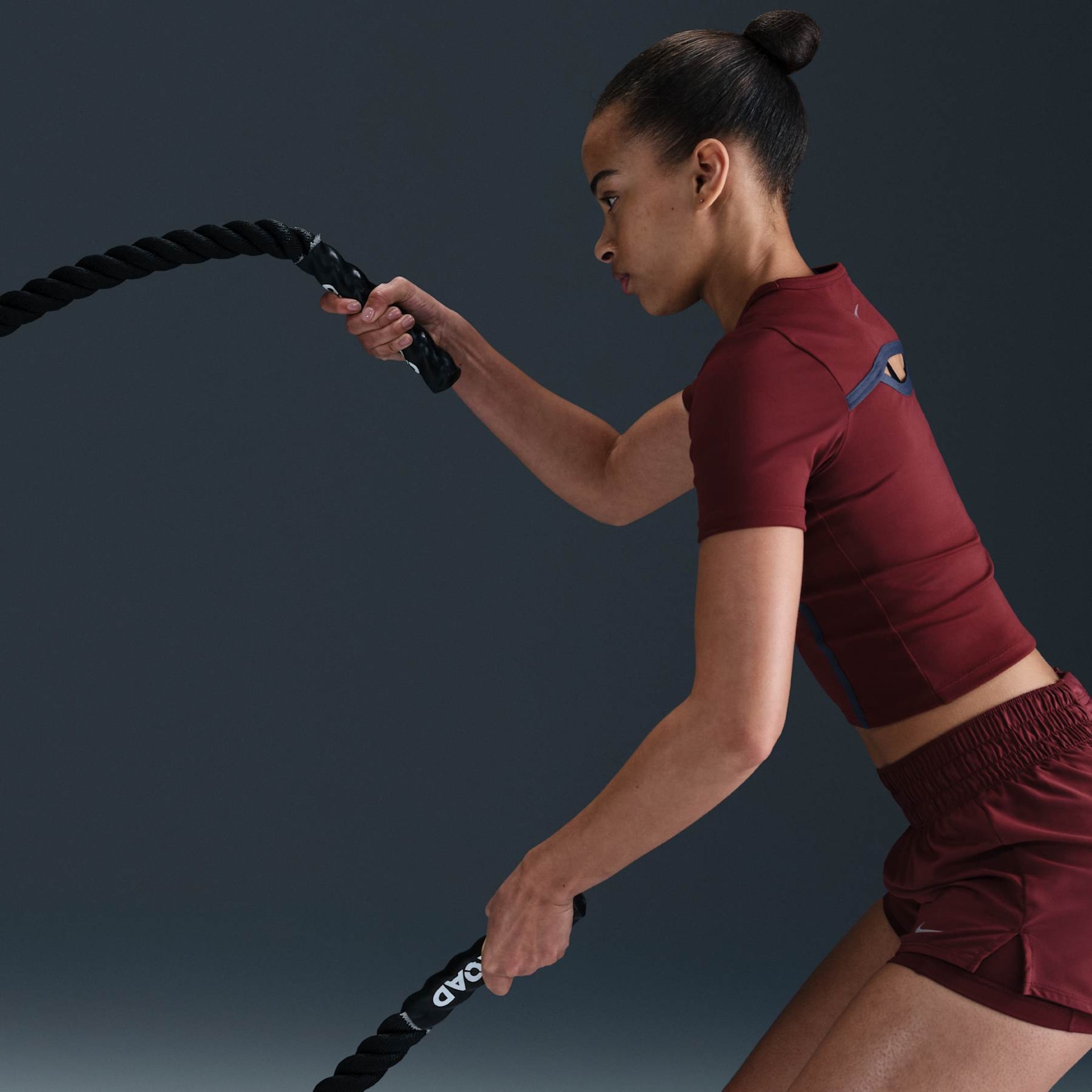 Camiseta Nike One Dri-FIT Fitted Feminina - Foto 3