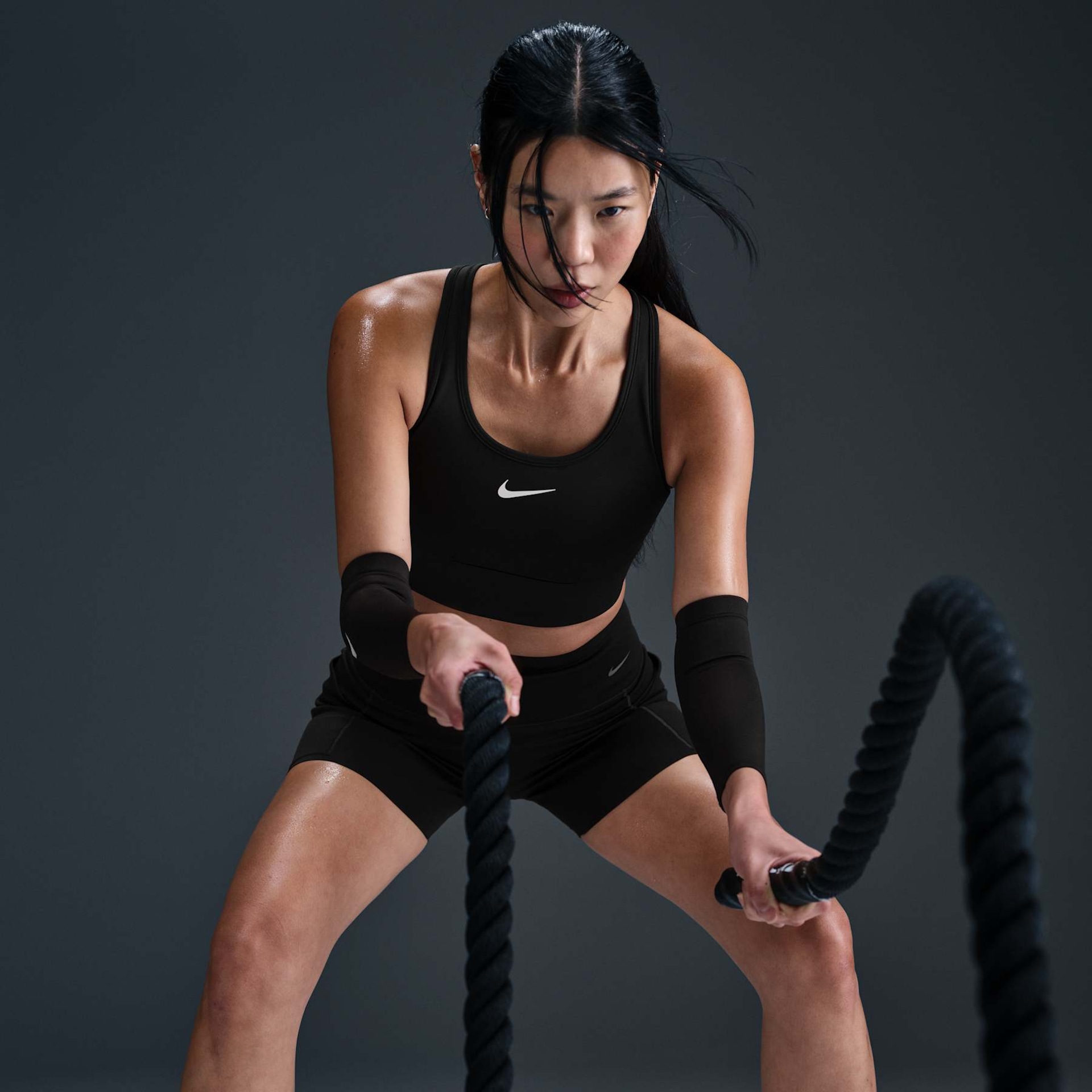 Top Nike Swoosh Feminino - Foto 3