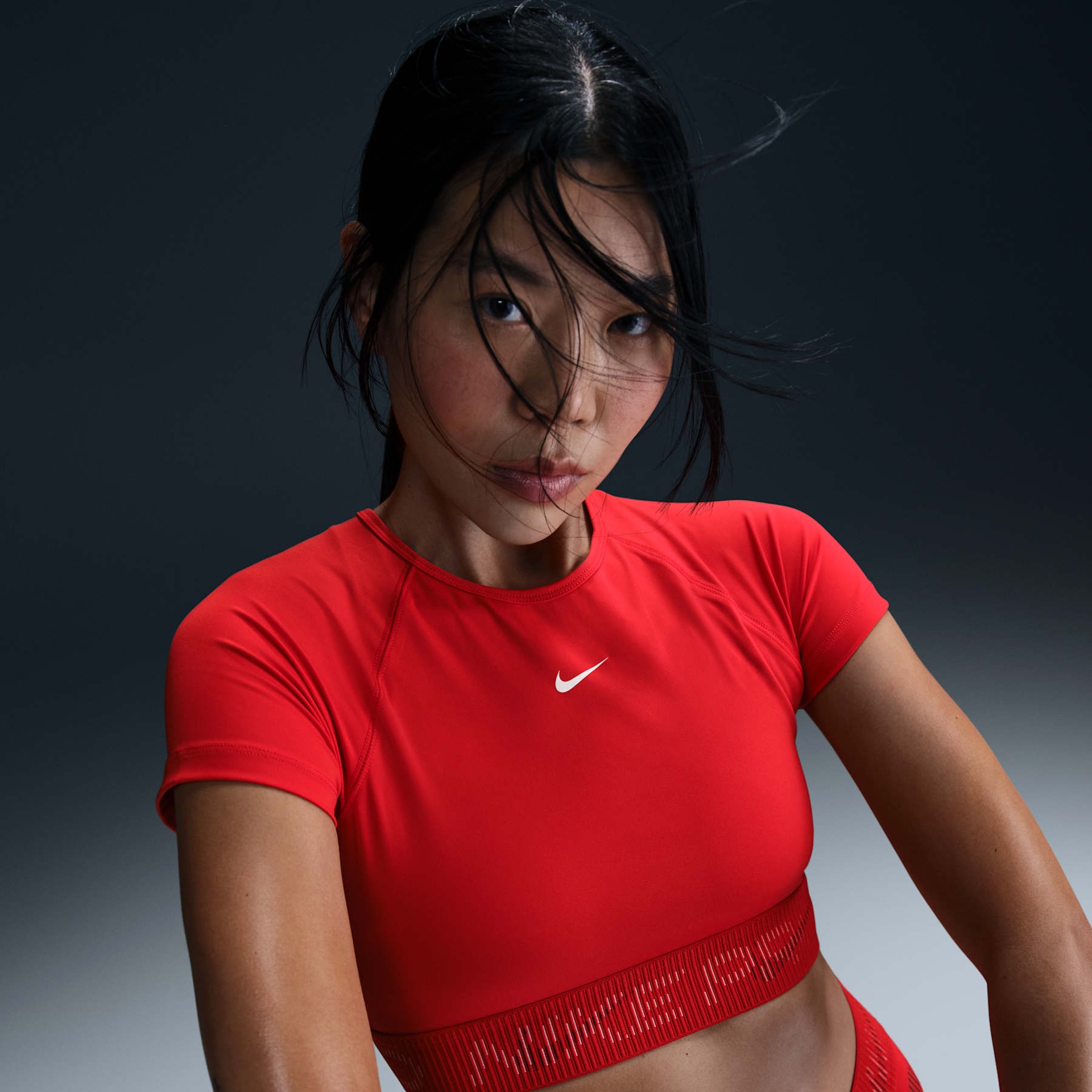 Camiseta Nike Pro Cropped Feminina - Foto 1